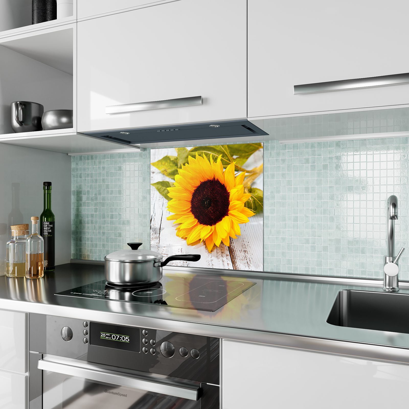 auf Primedeco mit Küchenrückwand Holztisch Motiv Küchenrückwand Sonnenblume Spritzschutz Glas