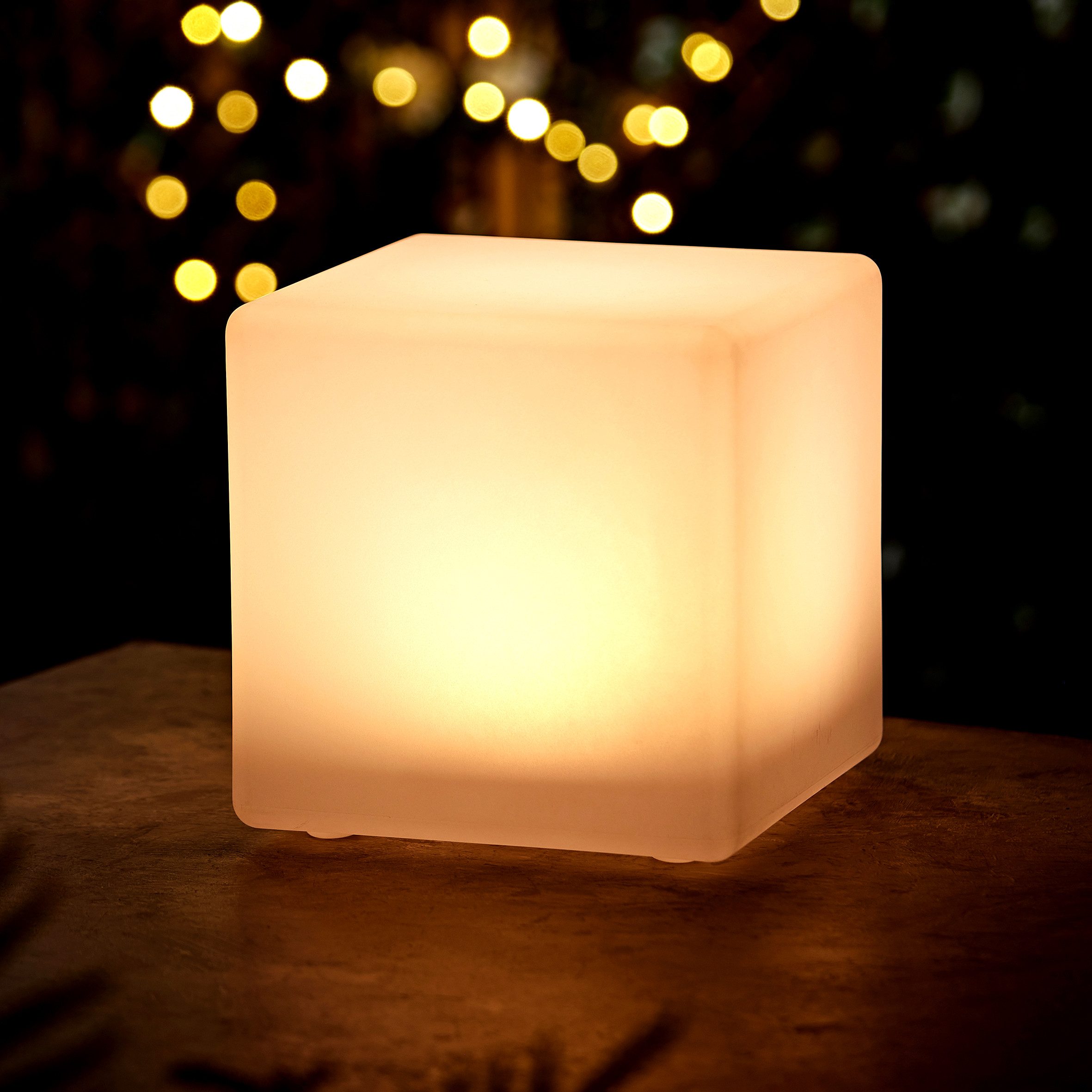 Spetebo LED Solarleuchte LED Solar Kugel mit Erdspieß - 30 cm - Garten Deko, Solar betrieben, LED fest integriert, warm weiß, mit IP67 Wasserschutz