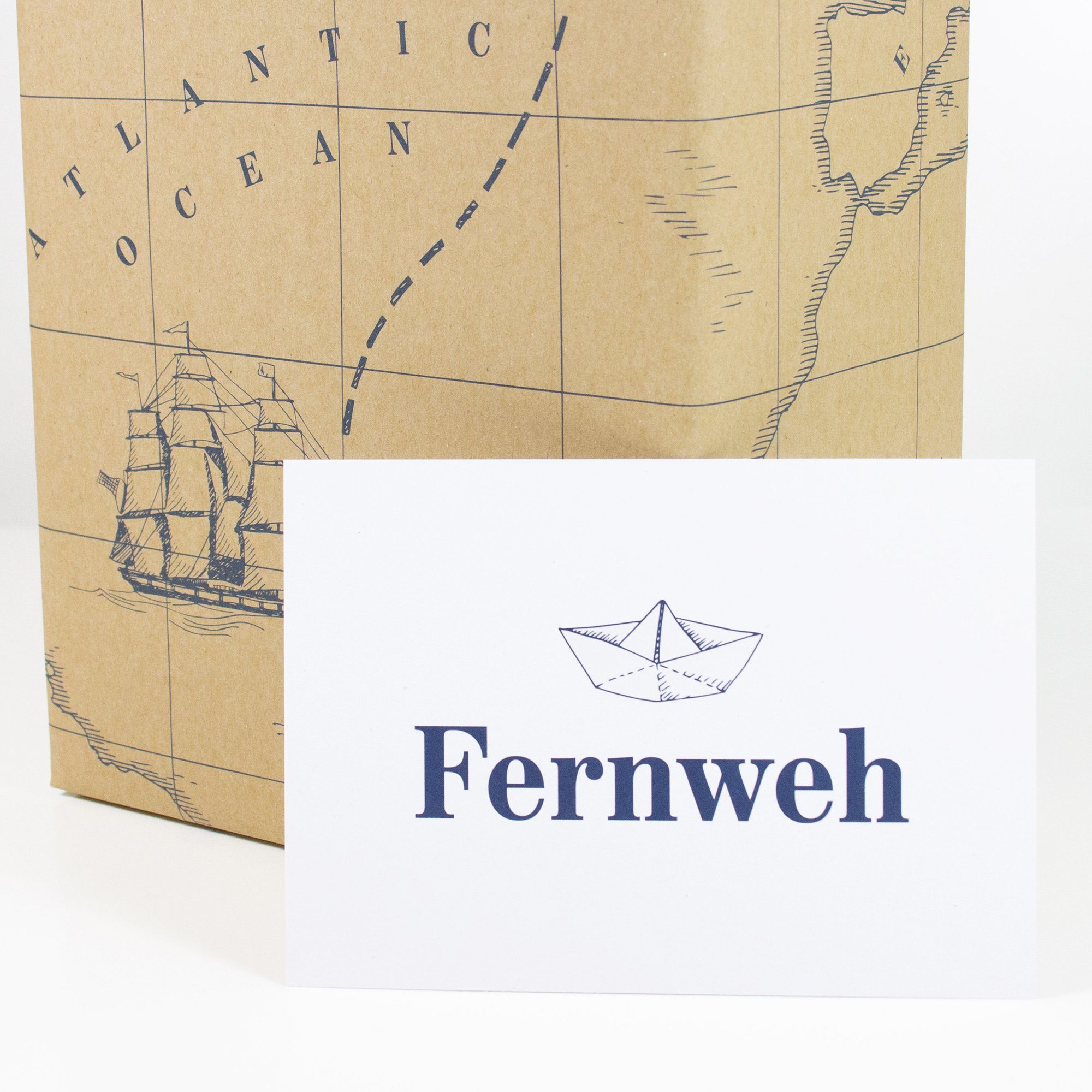 Fernweh, % Postkarte & 100 Bow Recyclingpapier Hummingbird Postkarte