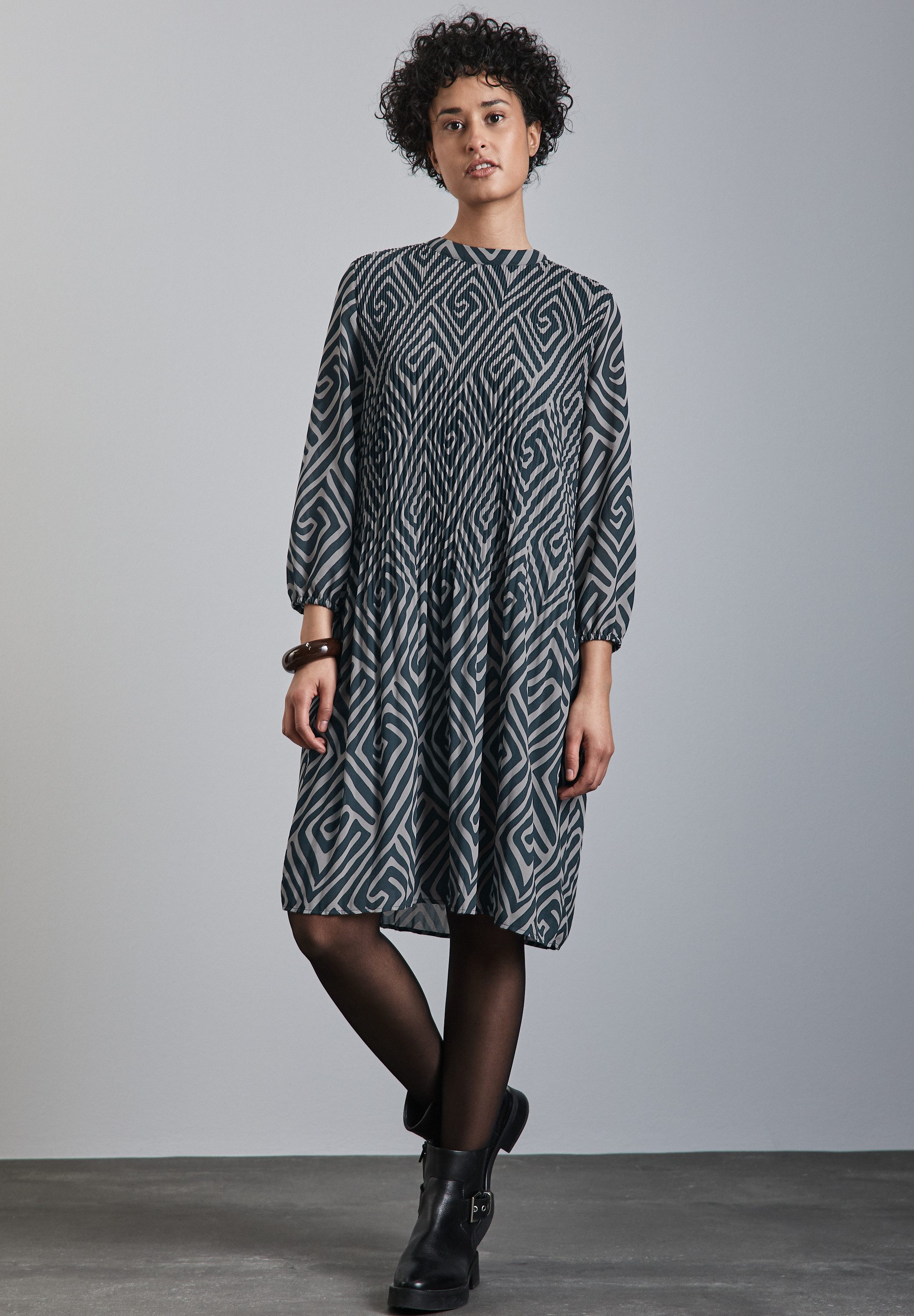 Midikleid