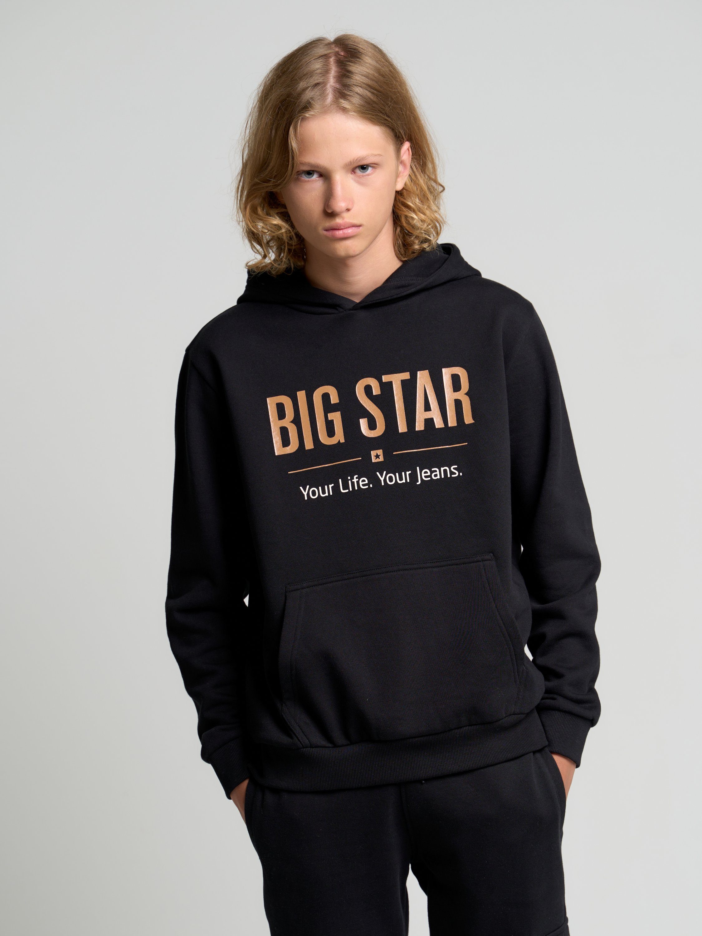 SCHWARZ STAR BIG Kapuzensweatshirt BRUNEK