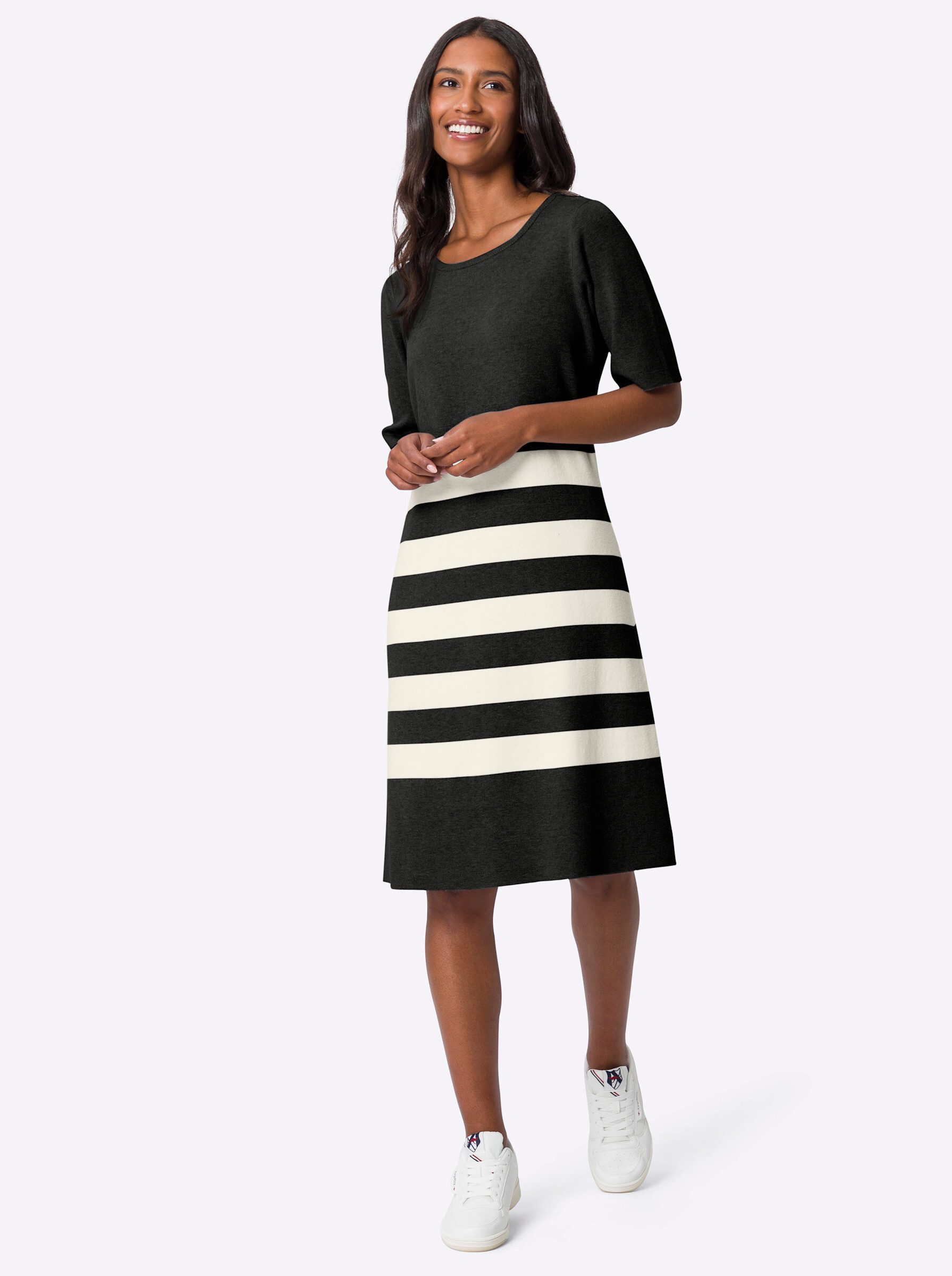 heine Strickkleid Strickkleid Kurzarm