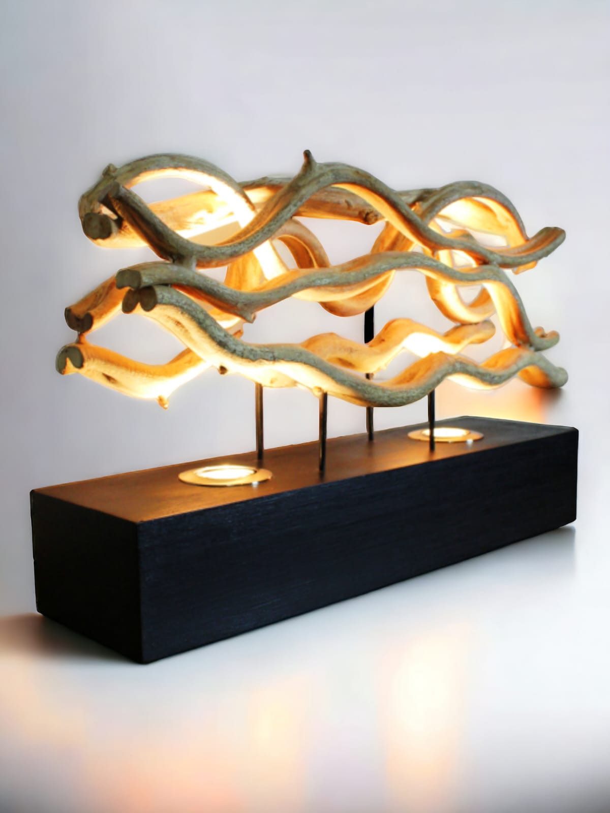 Kinaree LED Tischleuchte Lianen Holz Tischlampe CHUMPON, LED Spot, Nicht im günstig online kaufen