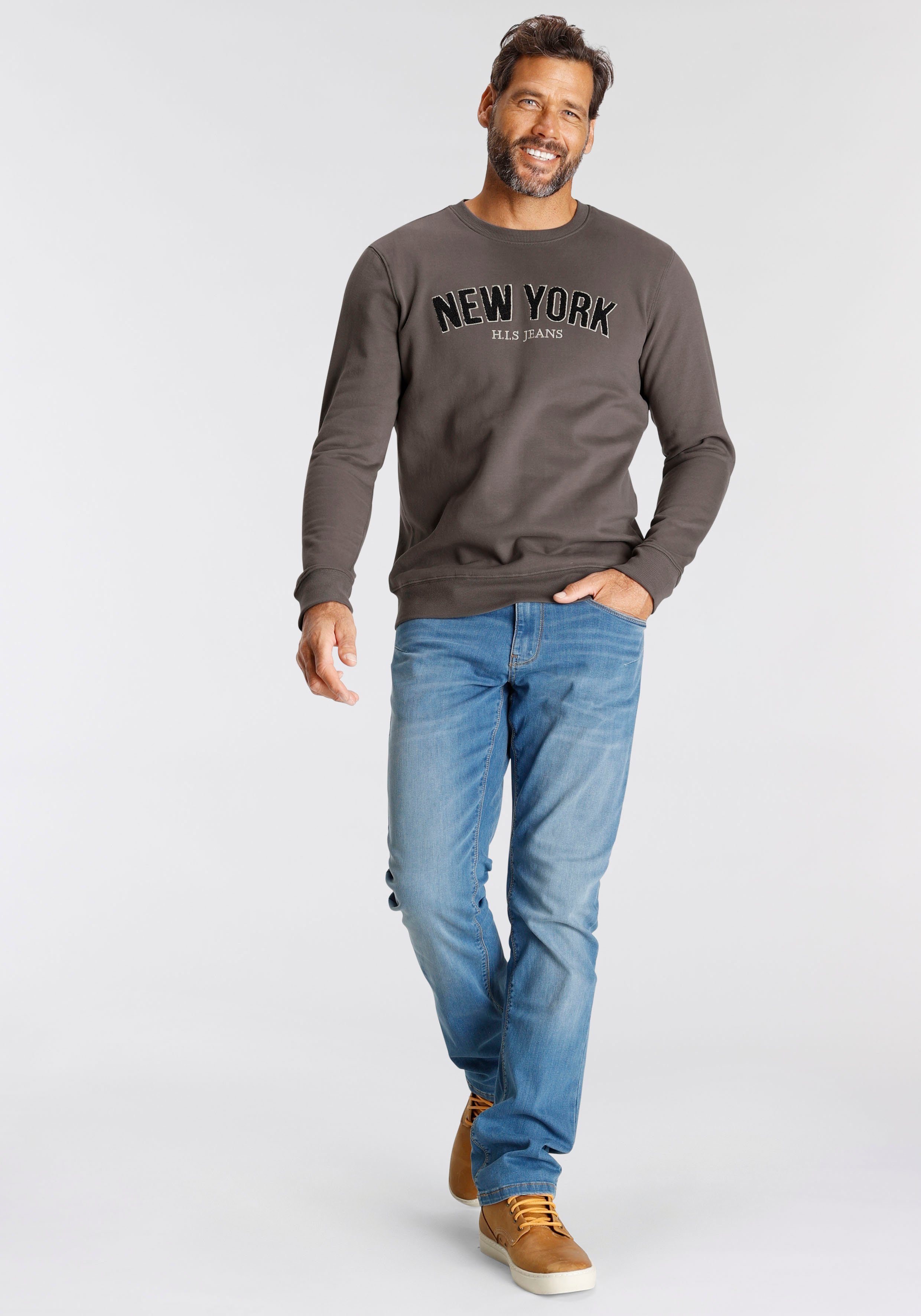 H.I.S Sweater Langarm, lockere Passform, bestickte Optik, Rundhalsausschnitt