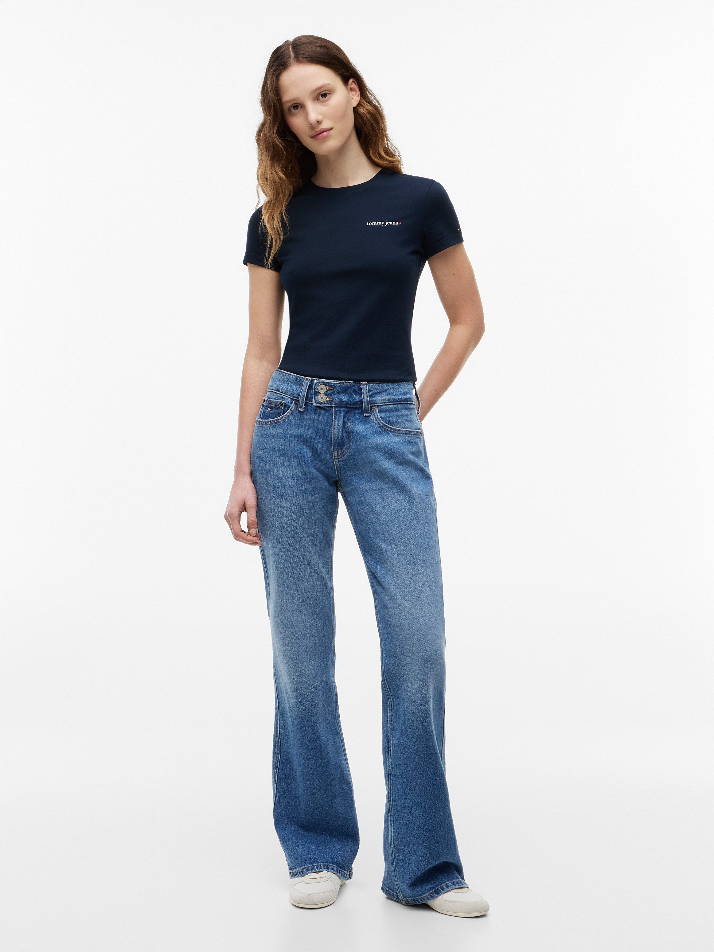 Tommy Jeans T-Shirt TJW SLIM ESS LOGO 1 SS TEE EXT Baumwolle, slim fit – Bild 4 von 5