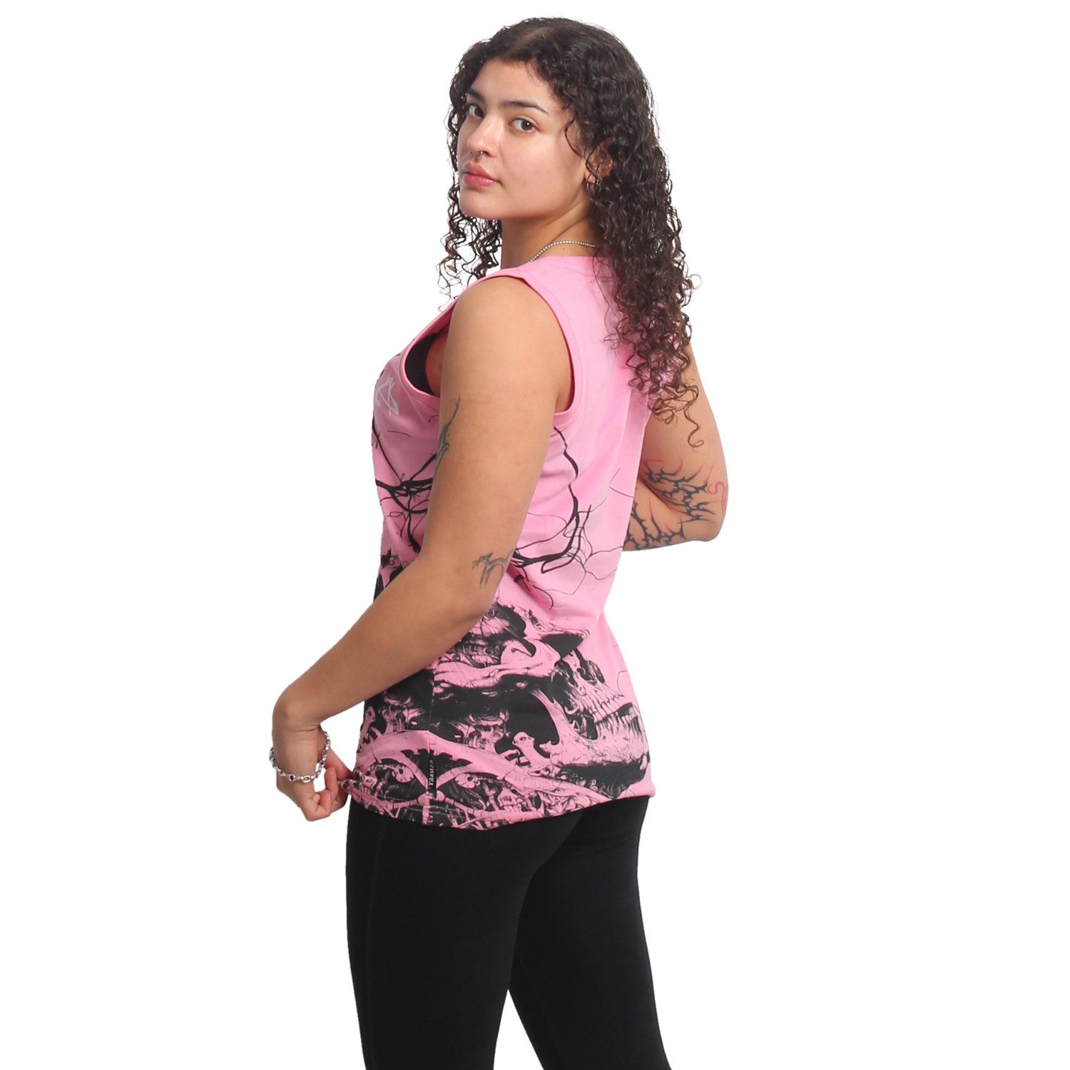 YAKUZA Rundhalsshirt Pareidolia