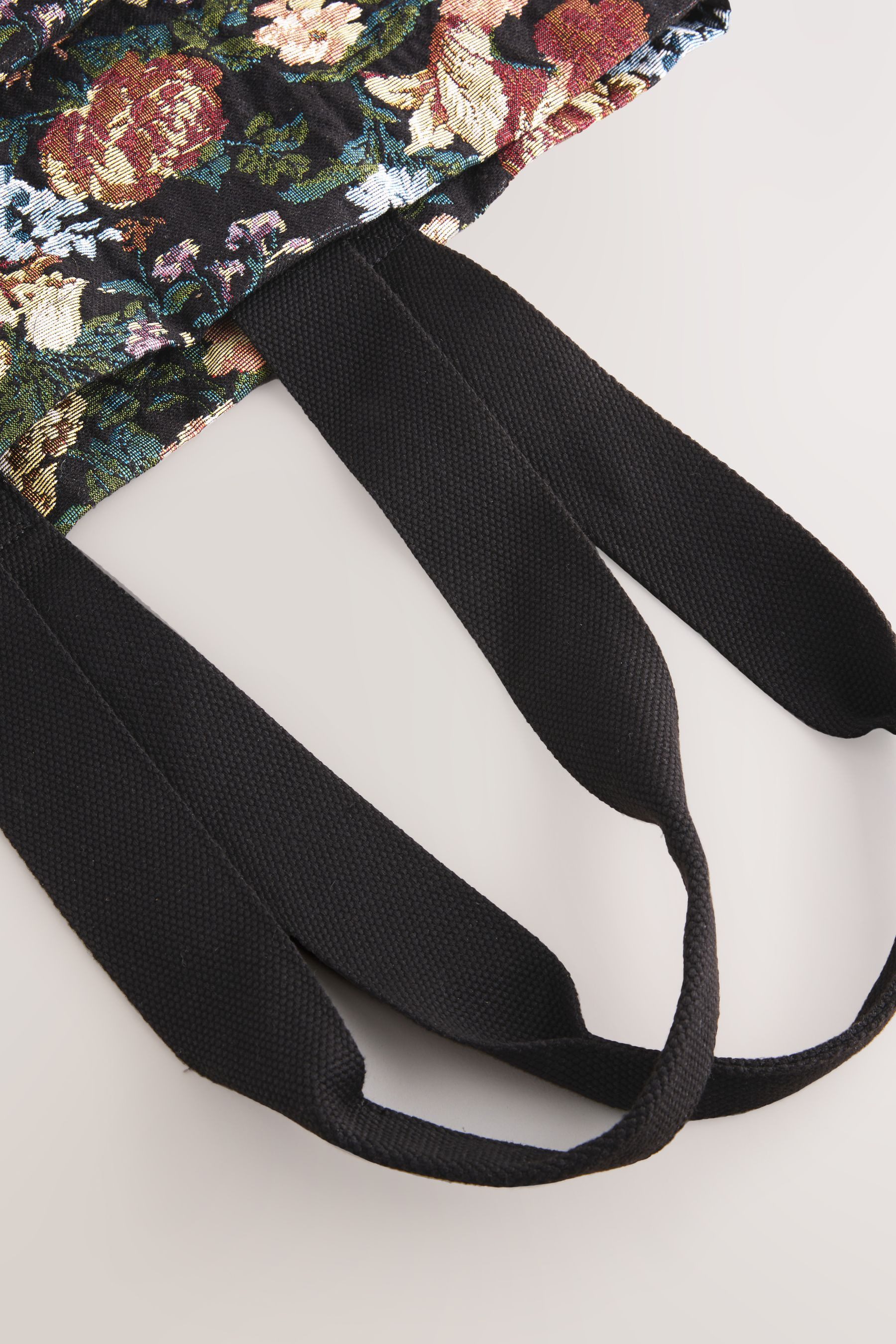 Next Schultertasche Gobelin-Schultertasche (1-tlg)