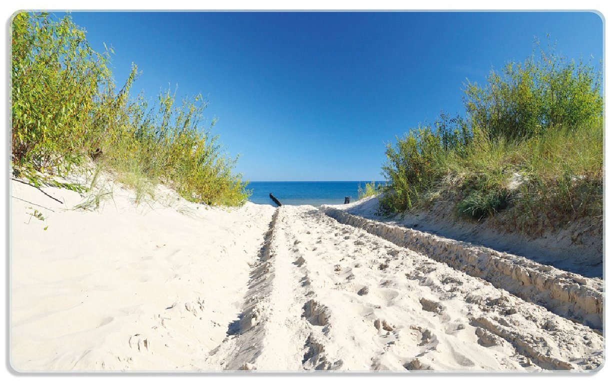 Wallario Frühstücksbrett Auf dem Sandweg zum Strand - Blauer Himmel über dem Meer, ESG-Sicherheitsglas, (inkl. rutschfester Gummifüße 4mm, 1-St), 14x23cm