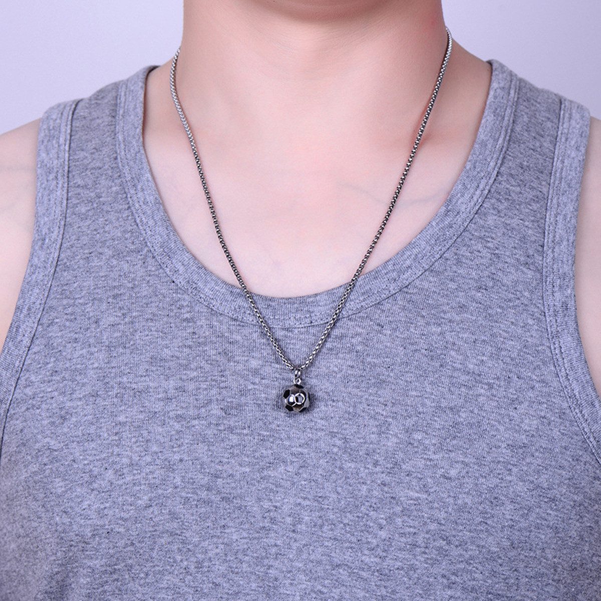 KARMA Kette mit Anhänger Fußball Silber günstig online kaufen