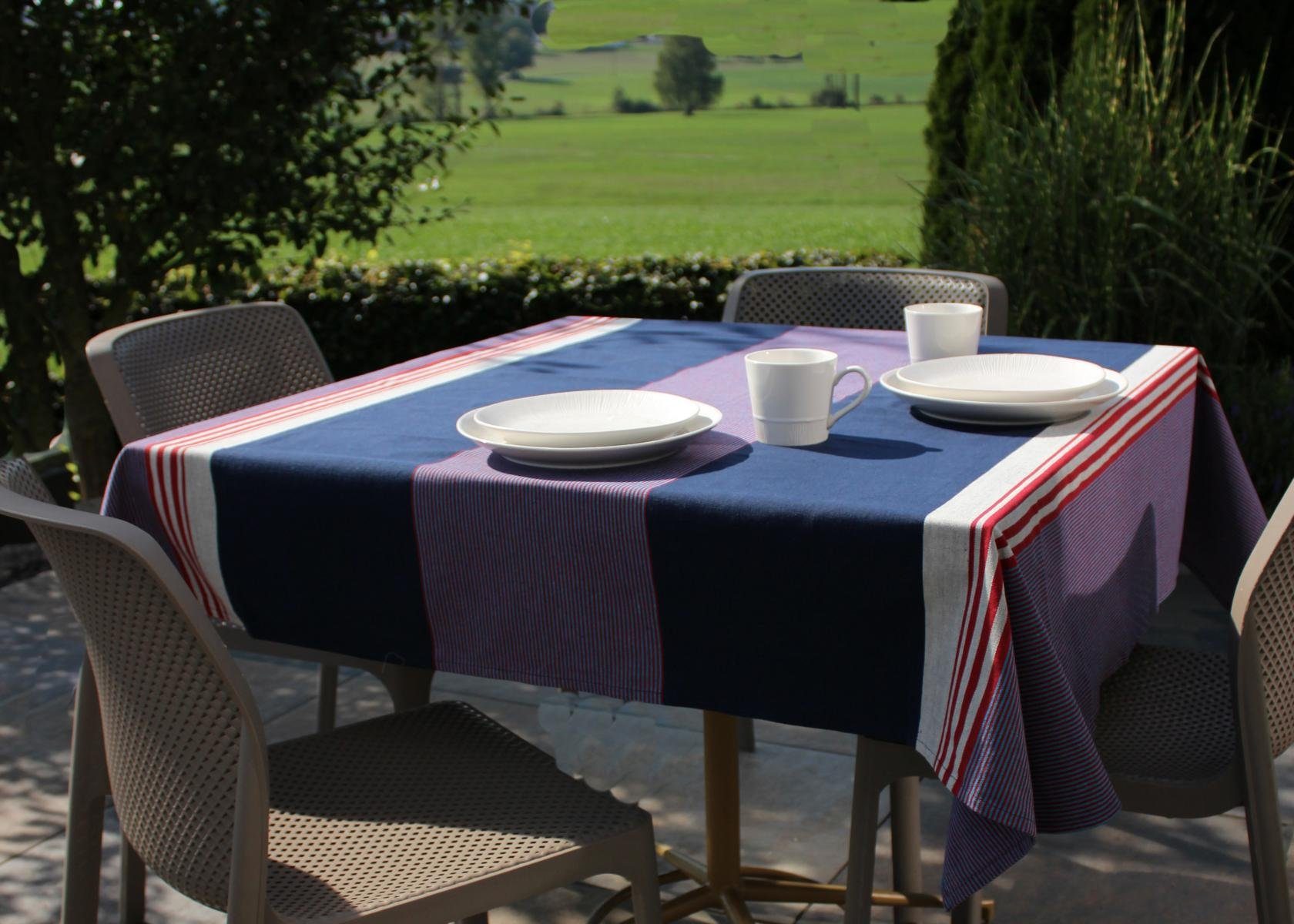 Indradanush Tischdecke Tischdecke von Hand gewebt blau rot weiß gestreift Baumwolle (1 Stück, 1 Tischdecke), gewebt, reine Baumwolle, handgemacht