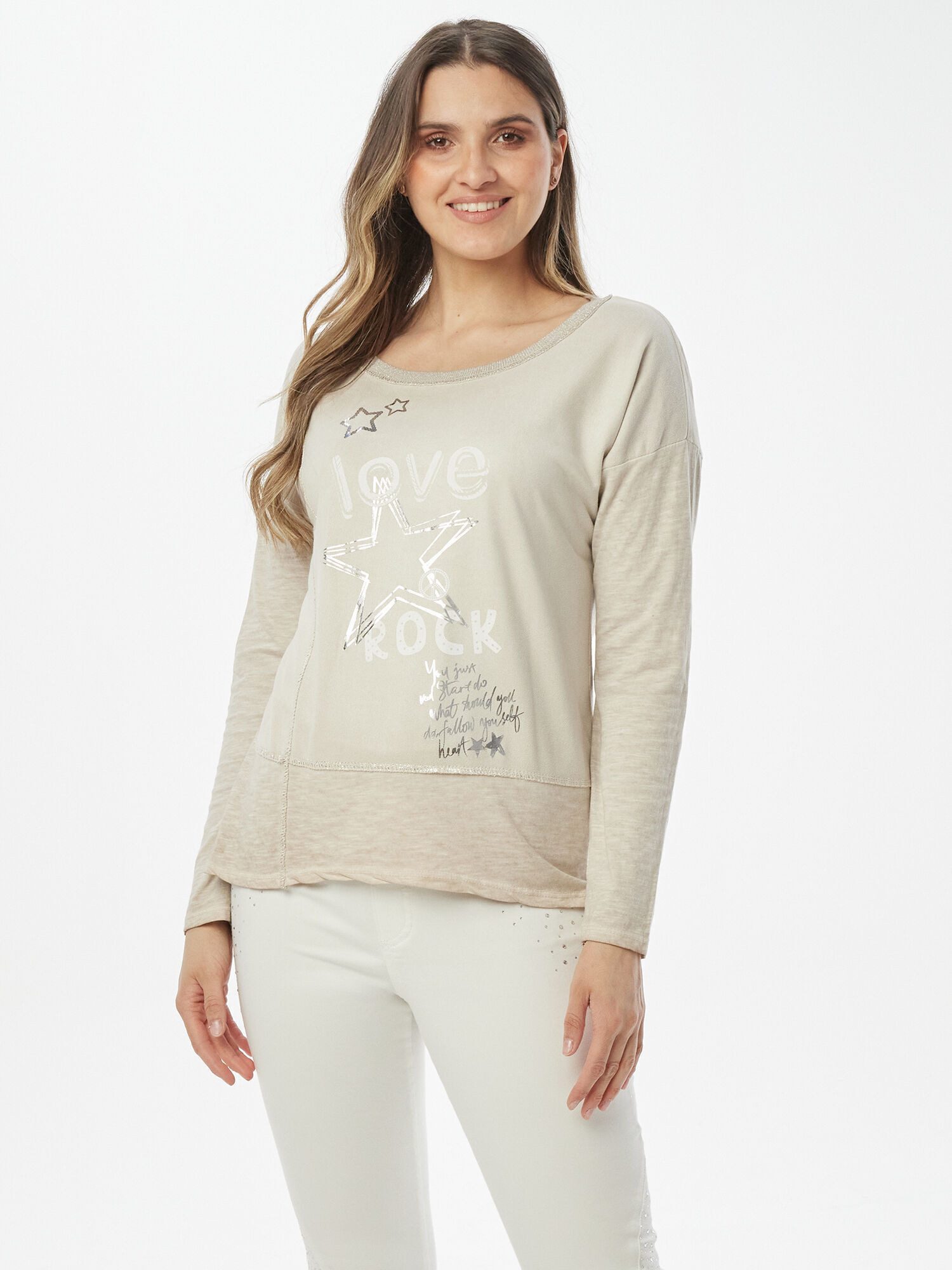 Body Needs Langarmshirt Blusenshirt Figurumspielend im Materialmix. Reduzierter Preis € 19,99. Unverbindliche Preisempfehlung € 59,99