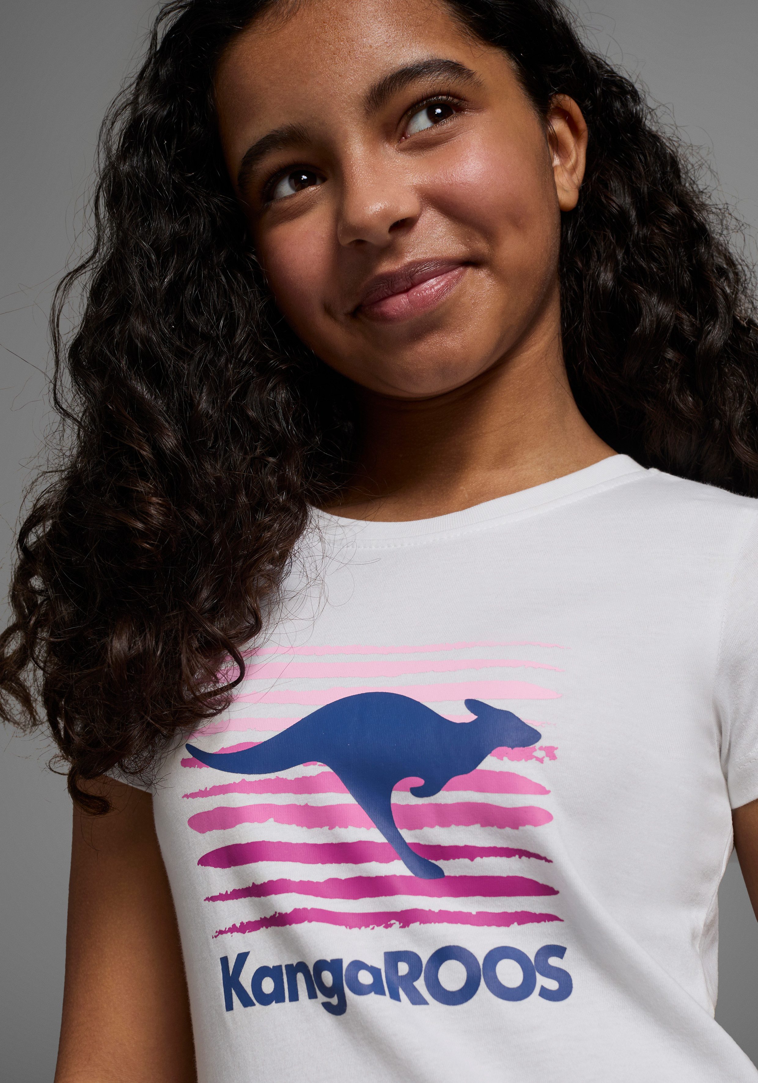 KangaROOS T-Shirt Kurzarm, taillierter Schnitt, mit Logodruck, Rundhalsausschnitt