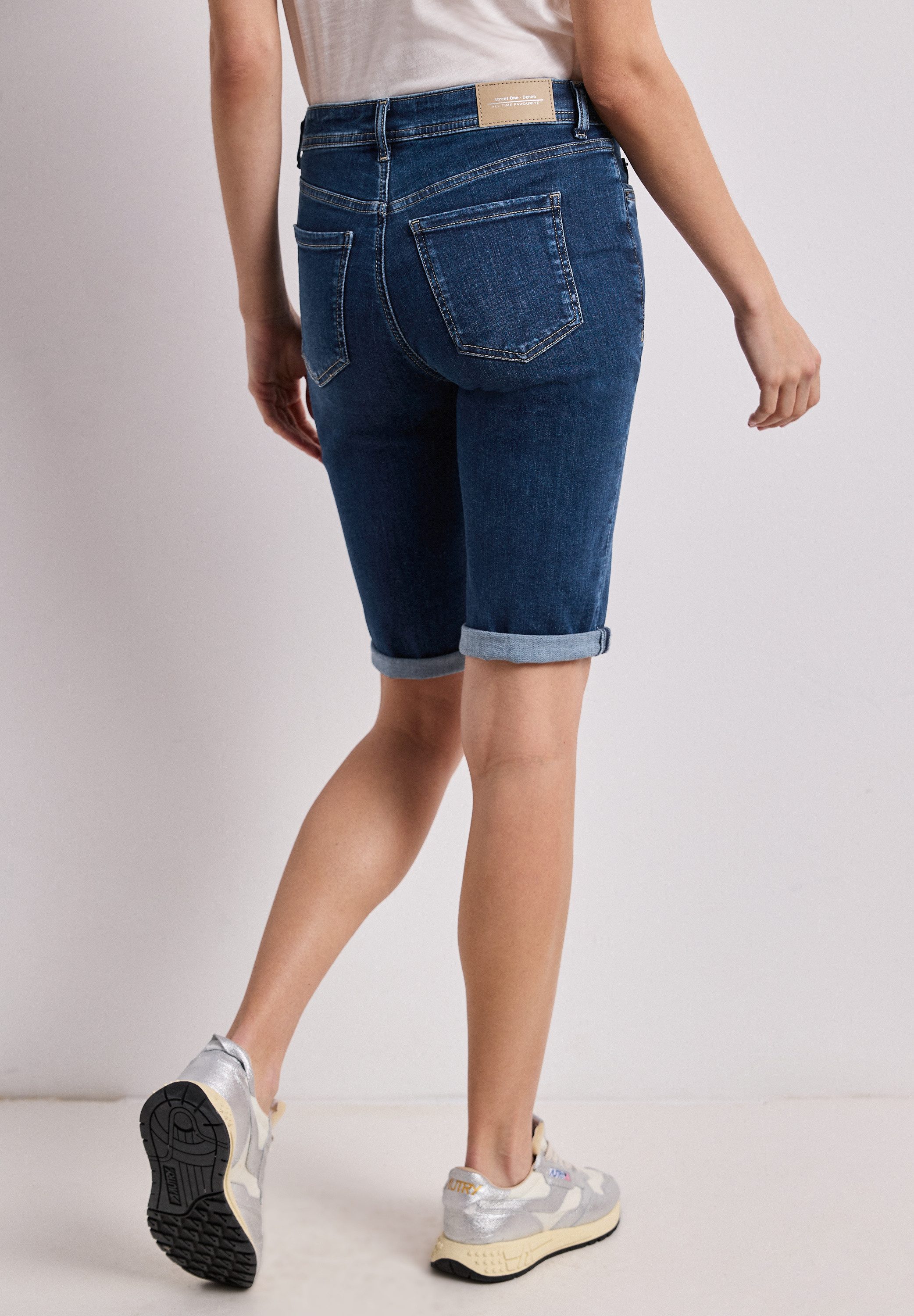 STREET ONE Comfort-fit-Jeans aus Baumwolle mit Stretchanteil