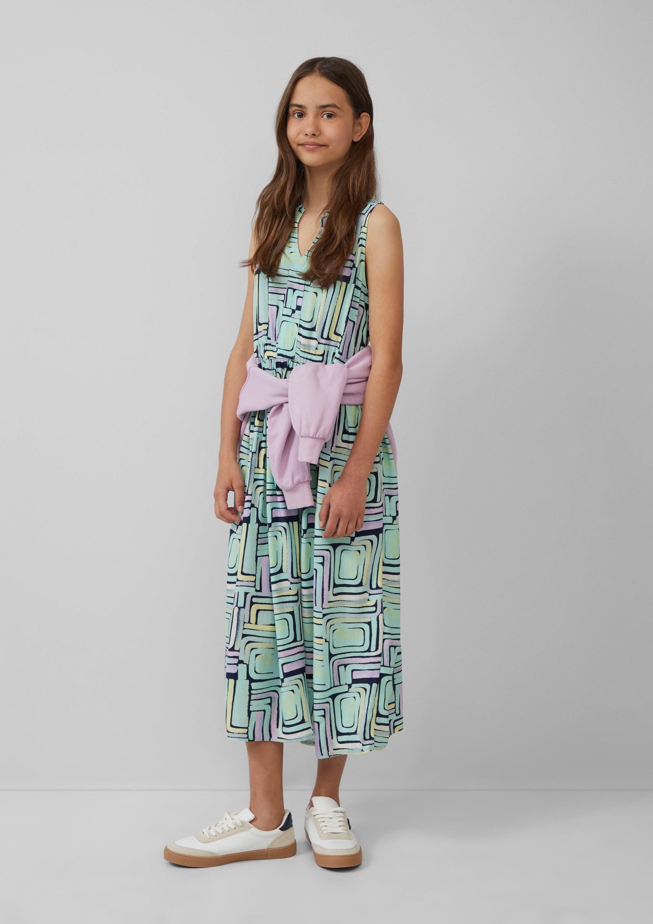 s.Oliver Minikleid Kleid Midikleid aus Viskose mit Rüschenkragen