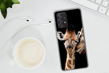 MuchoWow Handyhülle Giraffe - Tiere - Schwarz - Porträt - Tiere, Phone Case, Handyhülle Samsung Galaxy A53, Silikon, Schutzhülle