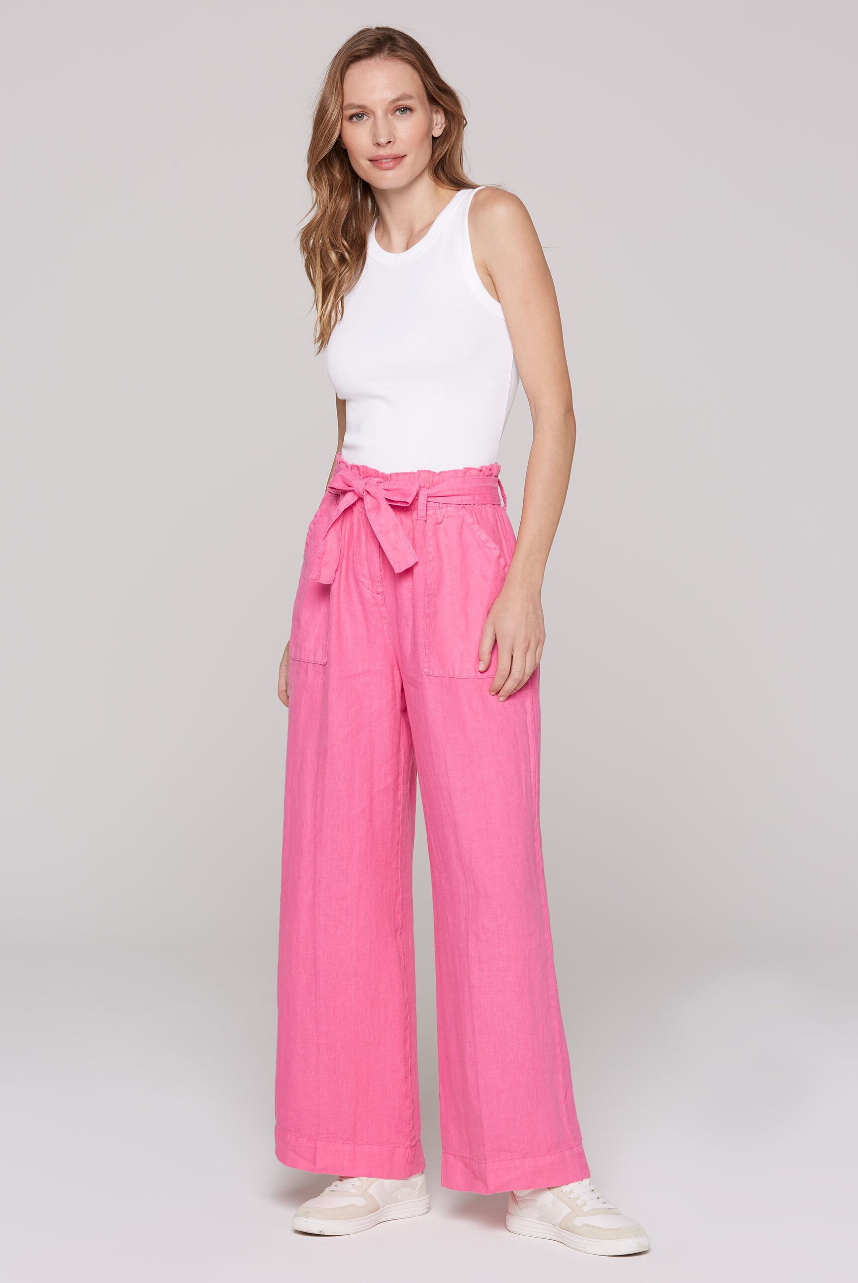 SOCCX Leinenhose mit aufgesetzten Taschen vorne
