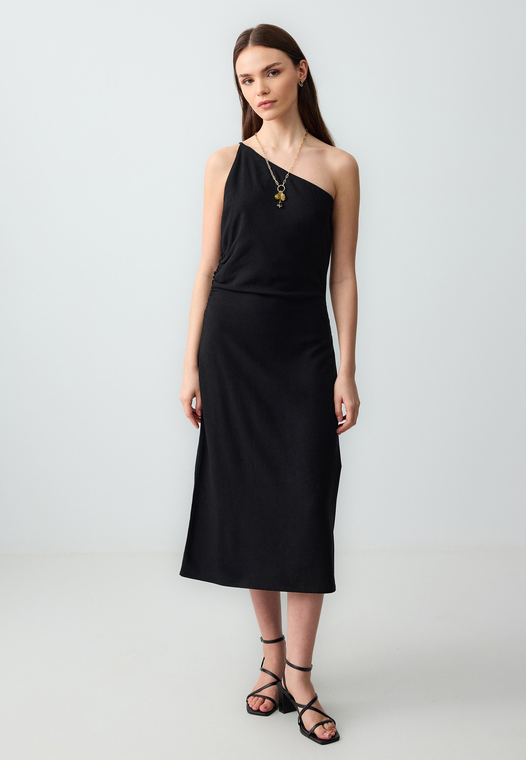 Minikleid Schwarzes Gewebtes Kleid İn Slim Fit