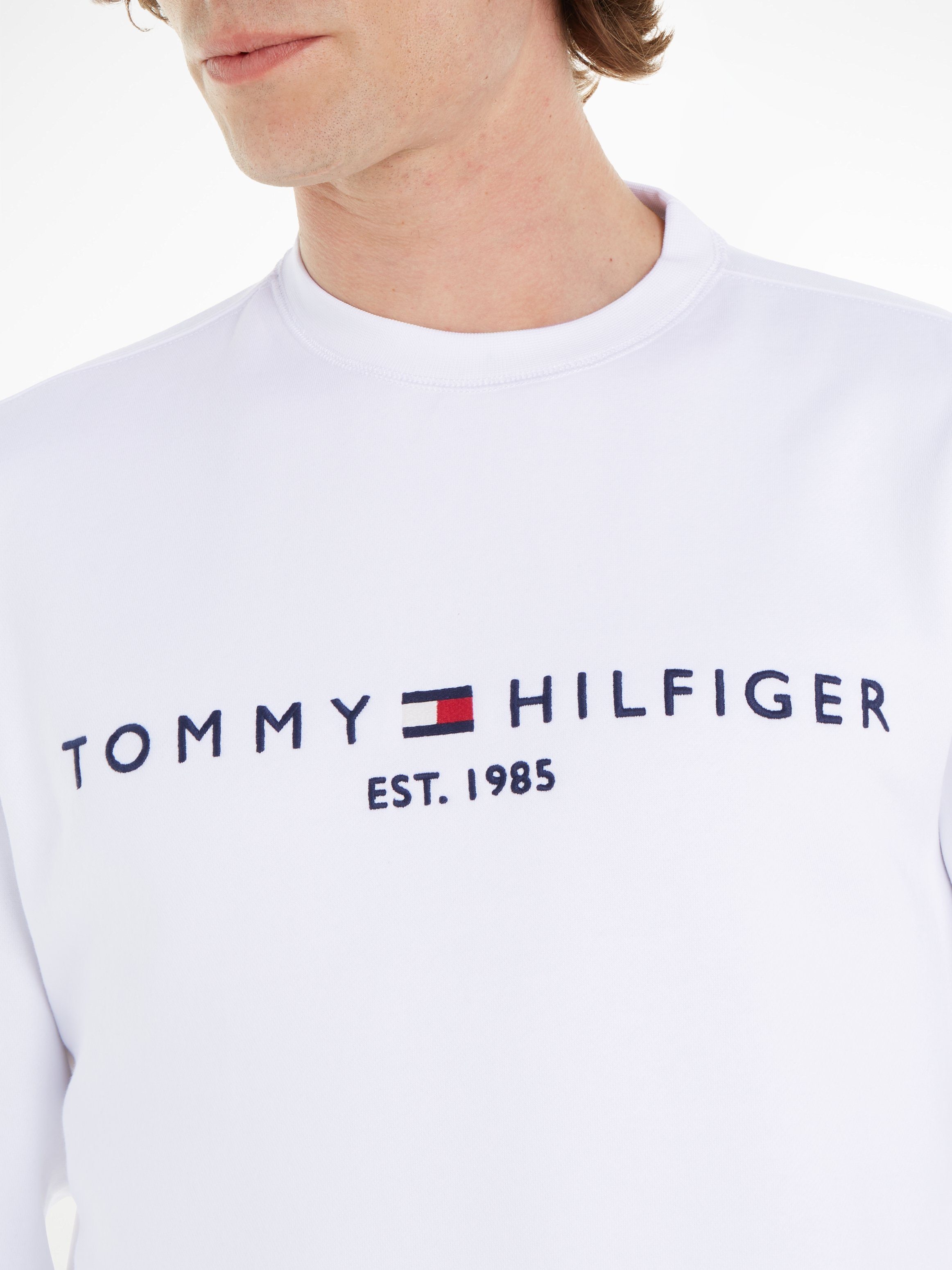 Tommy Hilfiger Sweatshirt TOMMY LOGO unifarben, casual, regular fit, Baumwollmix, Rundhals