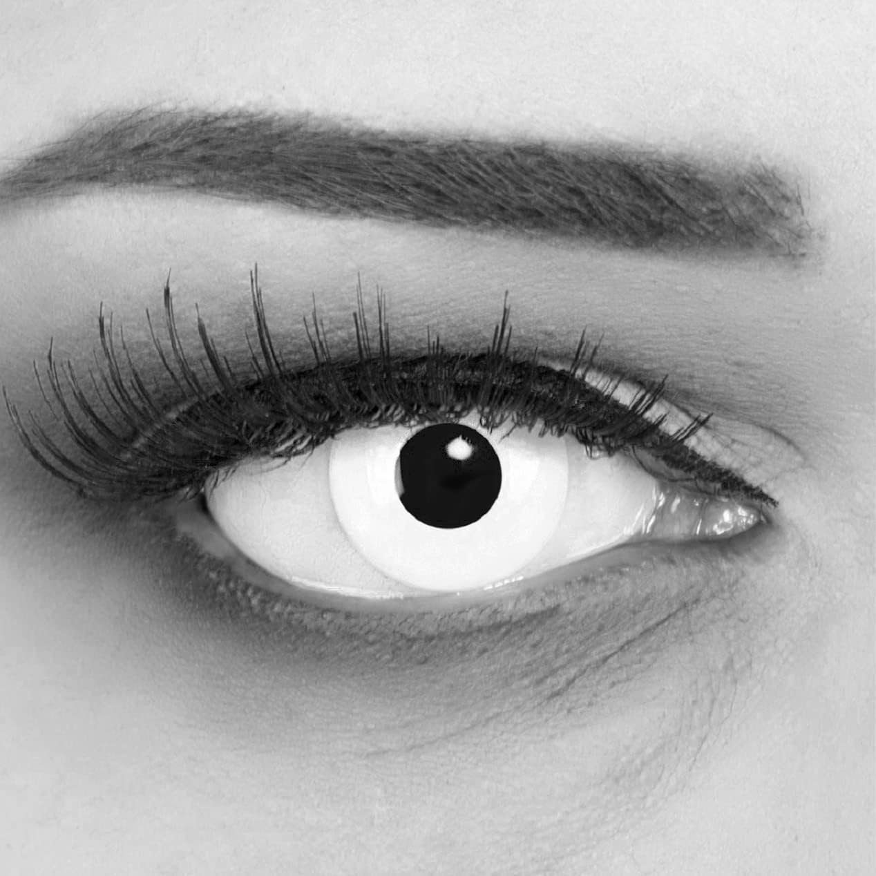 MeralenS Monatslinsen Farbige Zombie Kontaktlinsen mit/ohne Sehstärke 'White Out' weiß