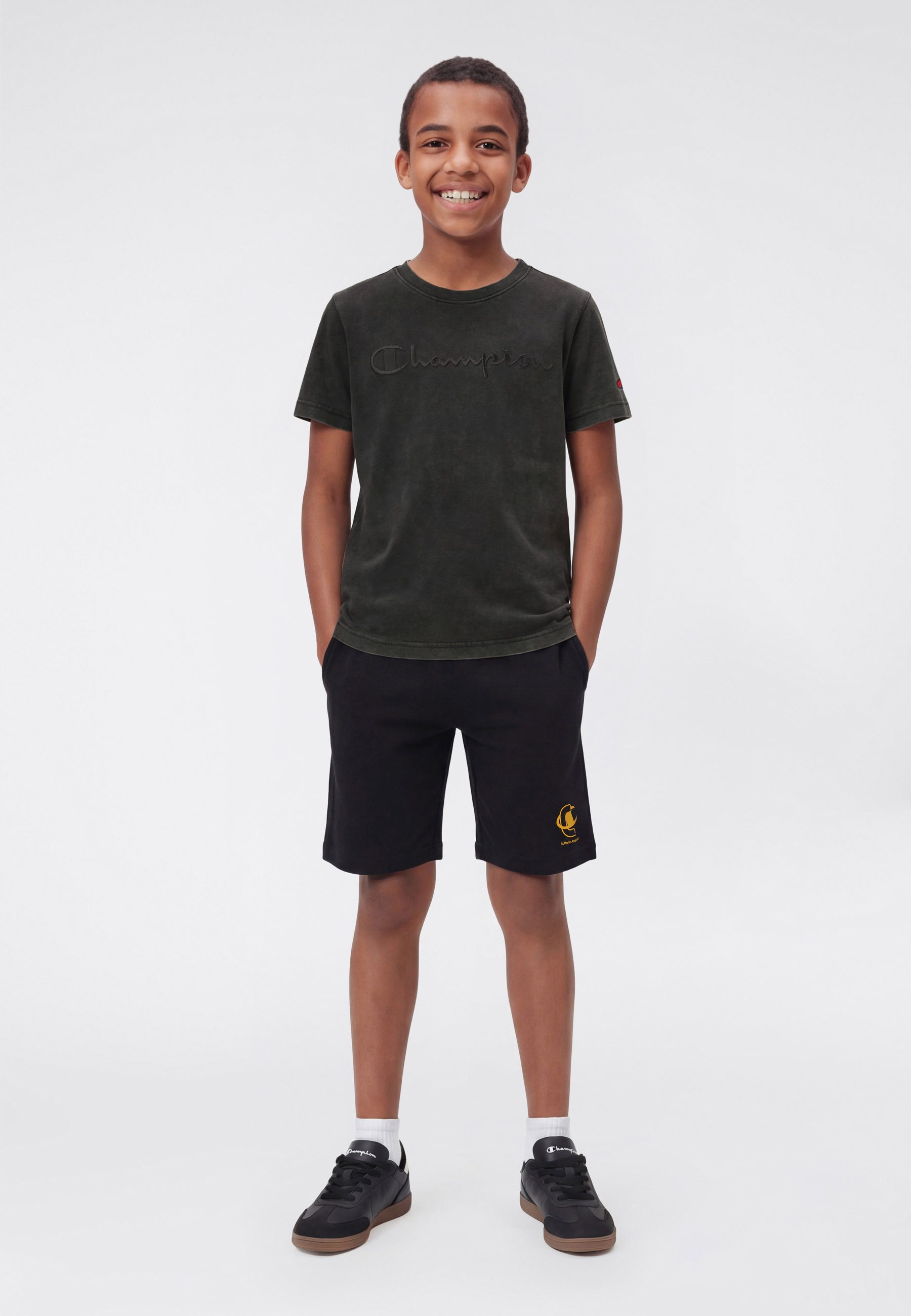 Champion T-Shirt ICONS TONAL Crewneck T-Shirt with Large Logo mit großem Logo, Kurzarm, aus Baumwolle