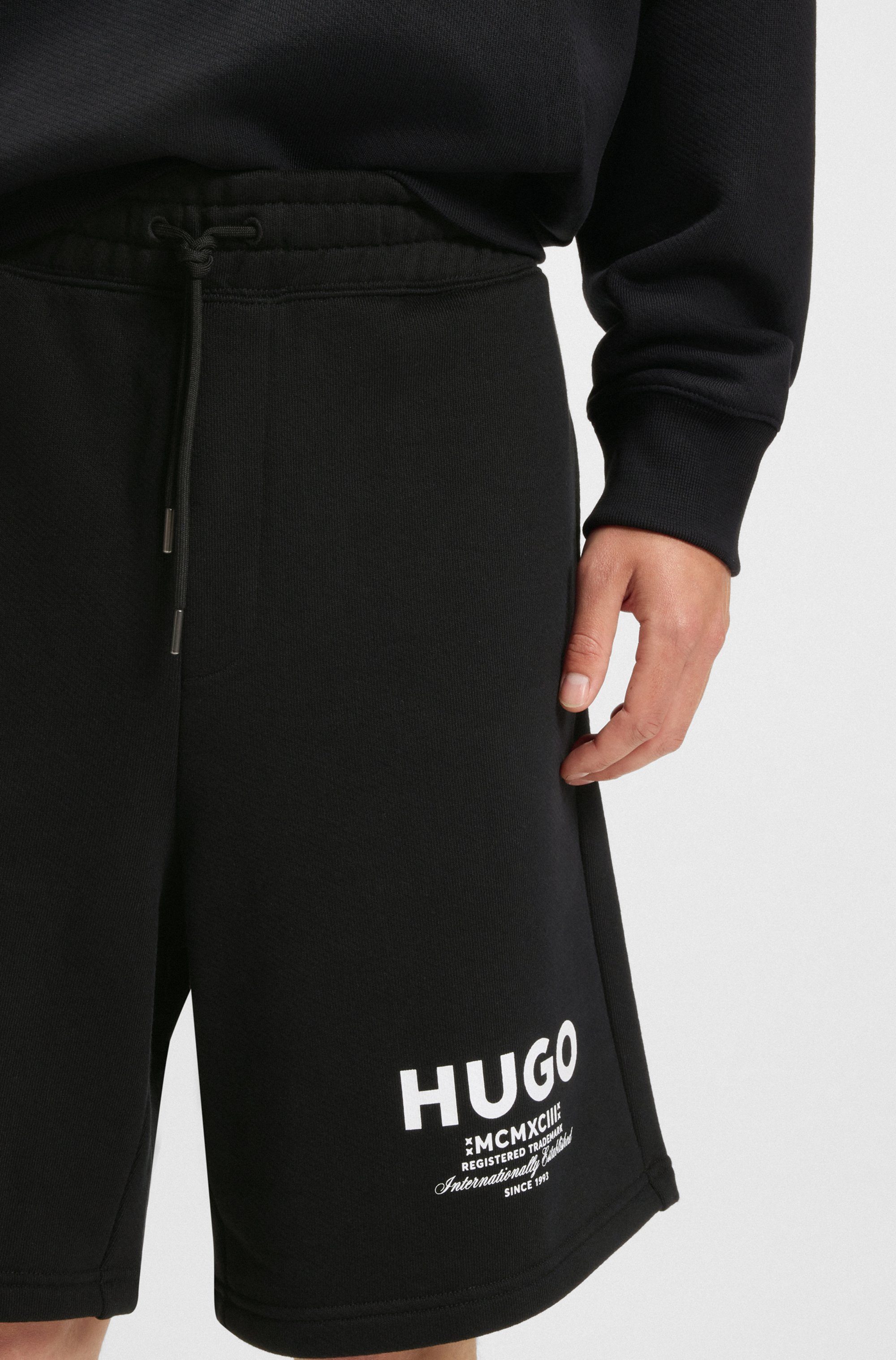 HUGO Blue Sweatshorts Nomario mit großem günstig online kaufen