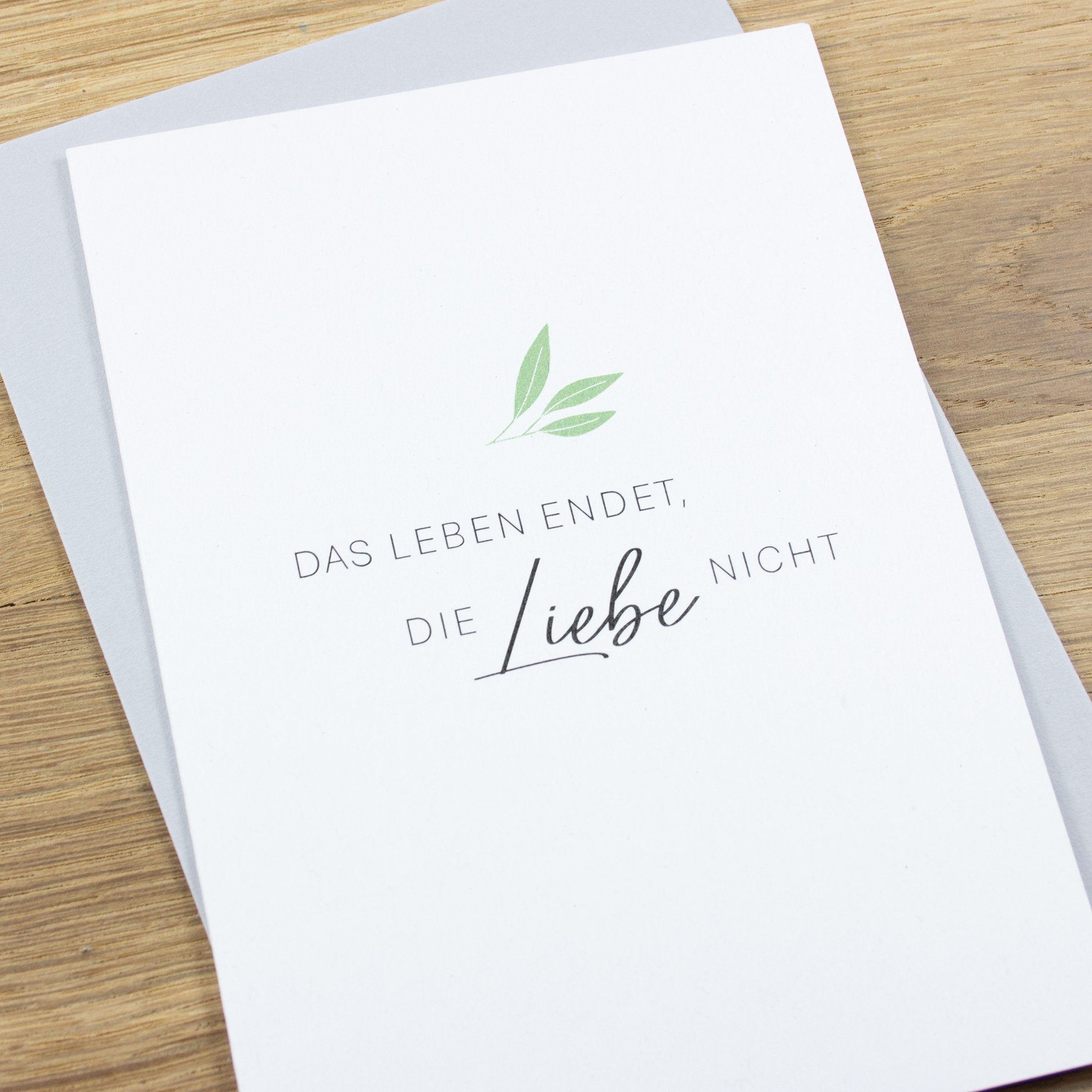 Bow & Hummingbird Grußkarten Trauerkarte „Das Leben endet, die Liebe nicht."