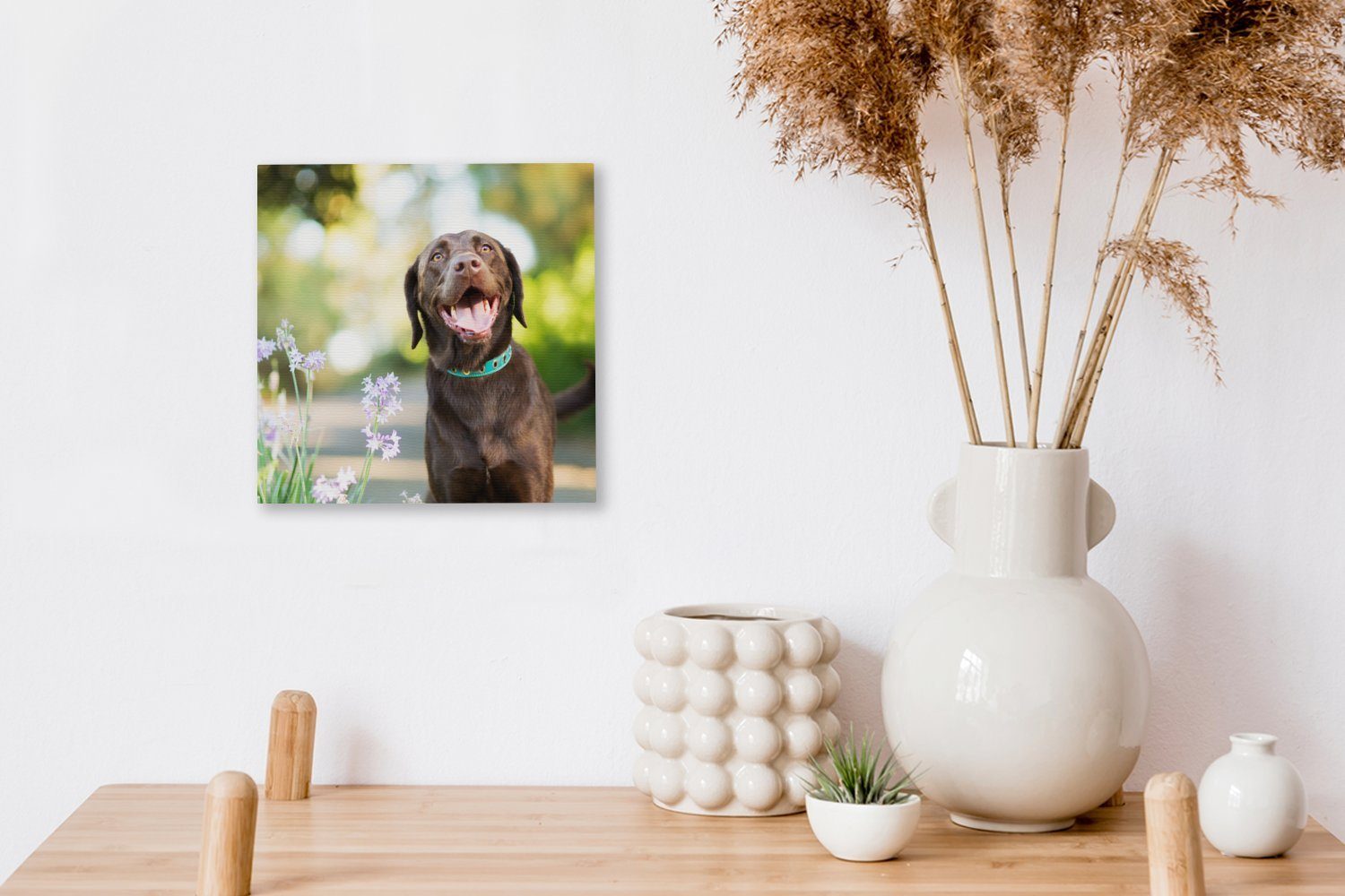 OneMillionCanvasses® Leinwandbild Blumen, Leinwand (1 Bilder Schlafzimmer Wohnzimmer Retriever schönen mit für St), Ein Labrador