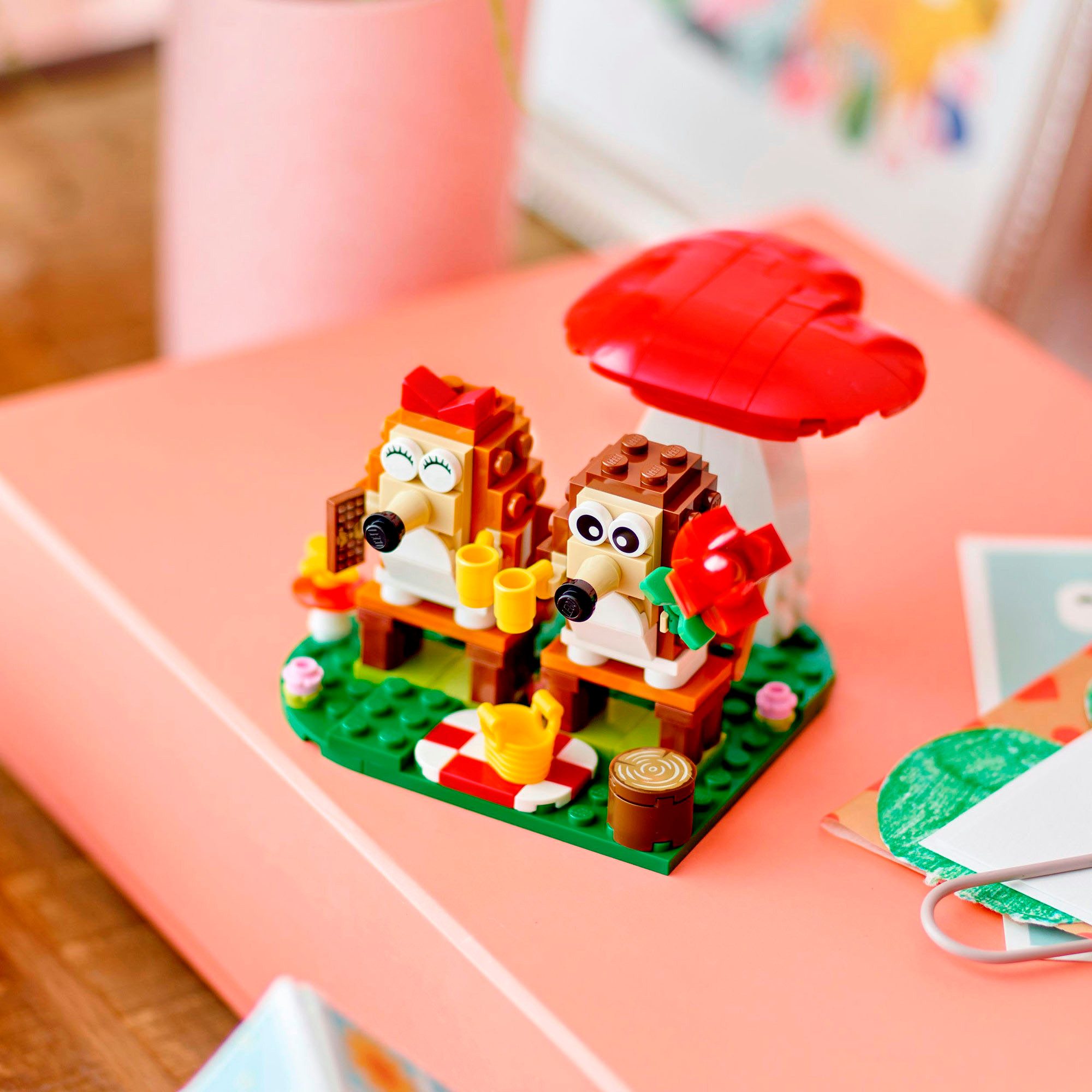 LEGO® Igel und ihr Picknick-Date (40711), LEGO Iconic Konstruktionsspielste günstig online kaufen