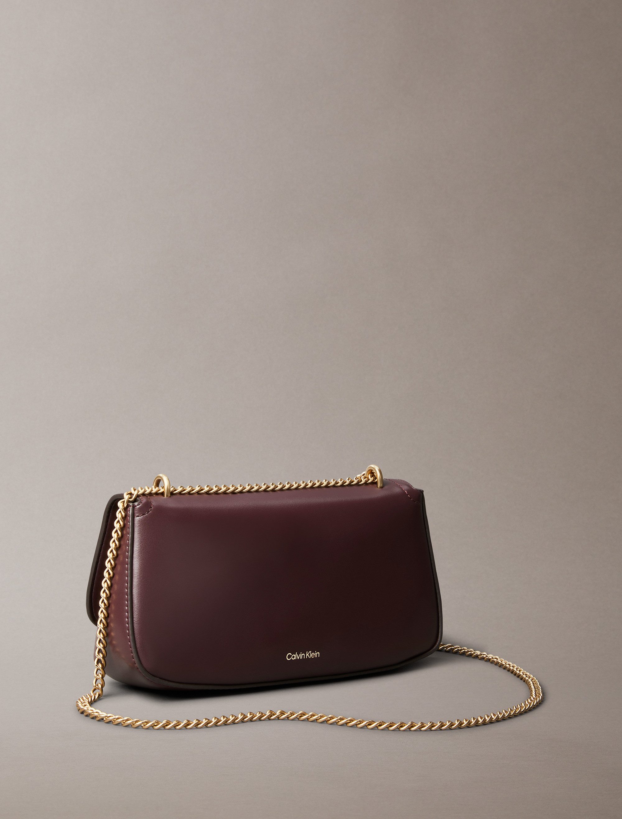 Calvin Klein Umhängetasche CK CONVERTIBLE CHAIN SMALL BAG, Abendtasche, Par günstig online kaufen