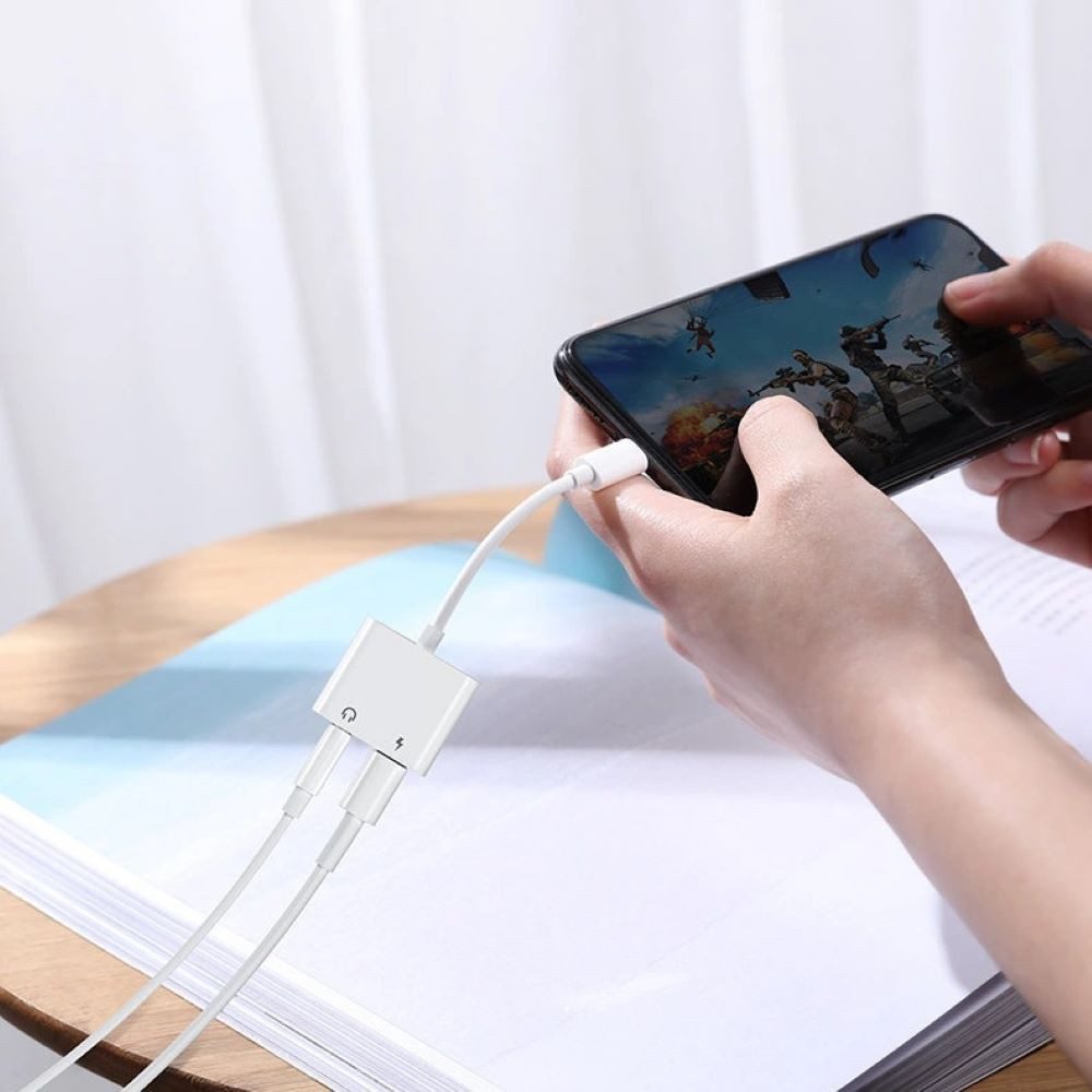 JOYROOM Adapter für Kopfhörer - kompatibel mit iPhone Laden und Musik hören Smartphone-Adapter