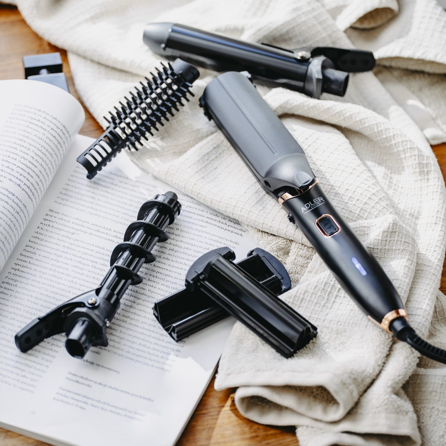 Adler Glätt- und Lockenstab AD 2028, 5-in-1 Haarstyling-Set mit 5 Aufsätzen & Keramikbeschichtung