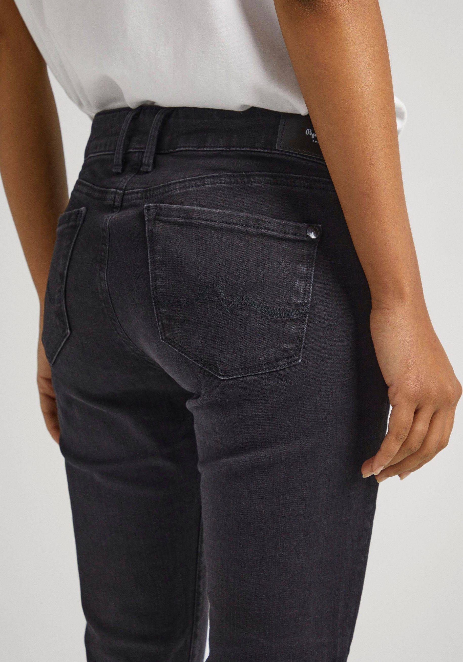 Pepe Jeans 5-Pocket-Stil im black Bund mit Stretch-Anteil Skinny-fit-Jeans und SOHO 1-Knopf