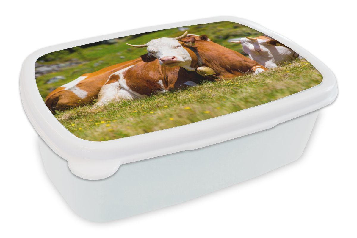 MuchoWow Lunchbox Kühe - Blumen - Alpen, Kunststoff, (2-tlg), Brotbox für Kinder und Erwachsene, Brotdose, für Jungs und Mädchen weiß