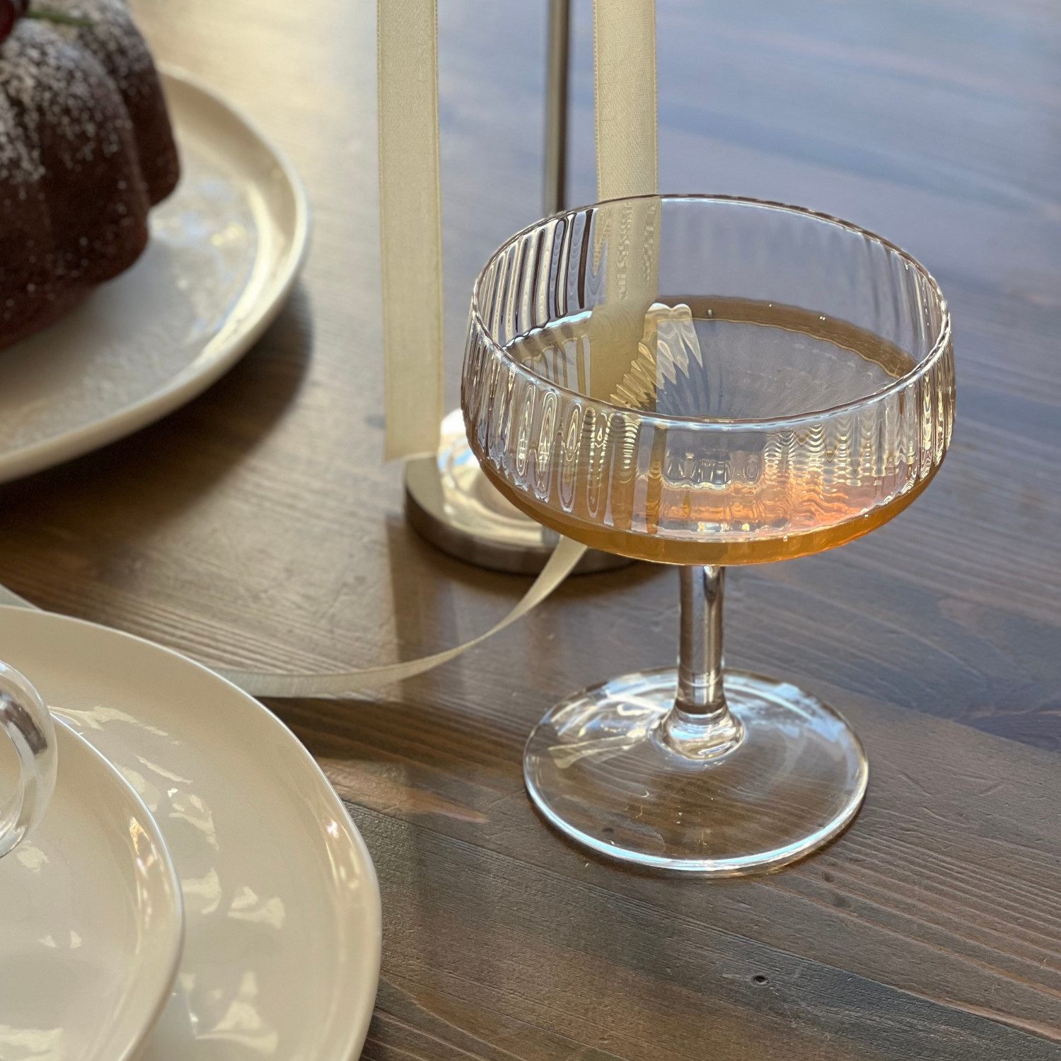 Zoha Cocktailglas Riffle Champagne Glas - Margarita - 255 ml, Hochwertiges, hitzebeständiges Borosilikatglas, Elegantes Design