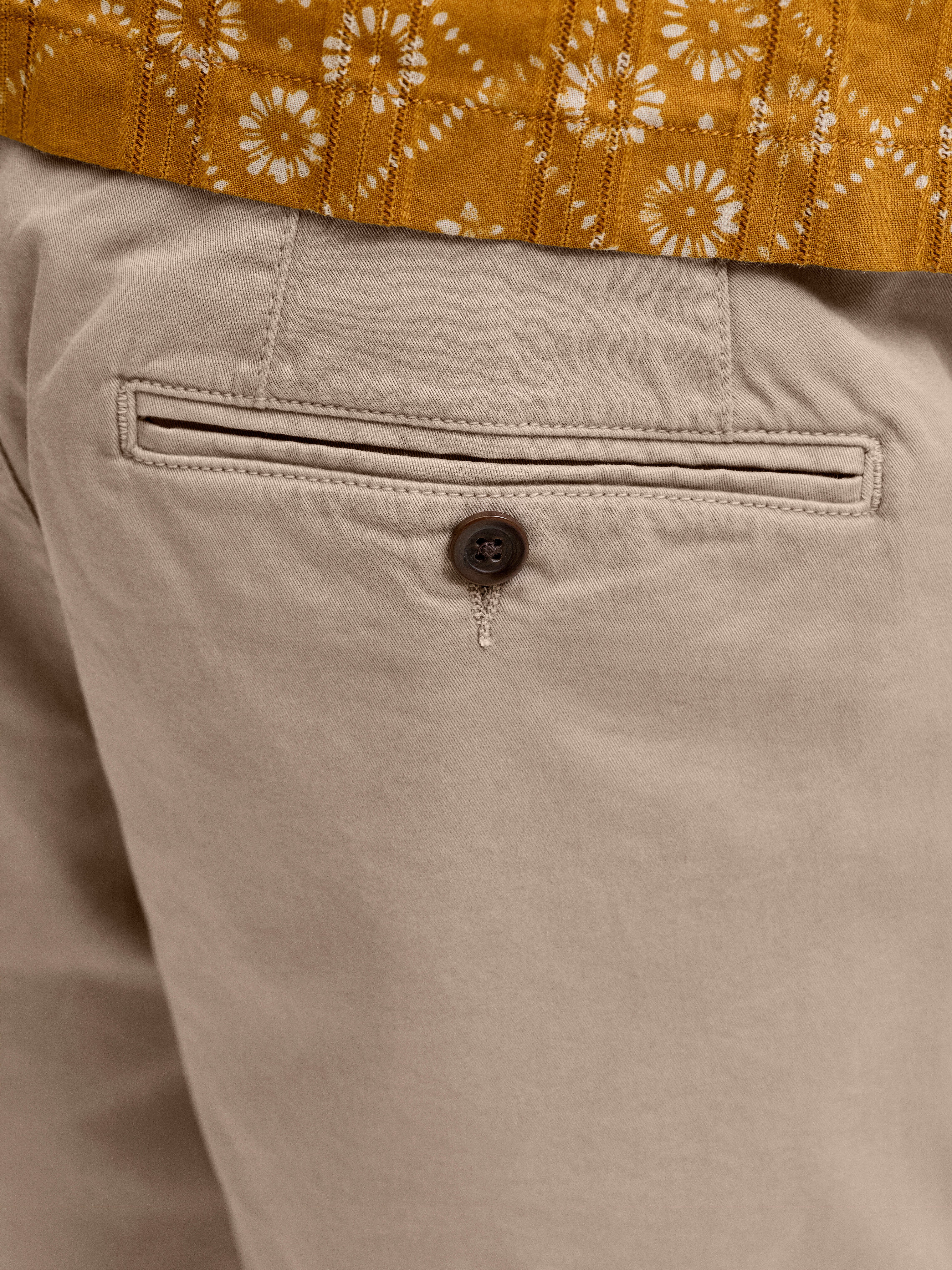 Jack & Jones Chinoshorts JPSTACE VANCE CHINO SHORTS REG SN Baumwollmischung, relaxed fit