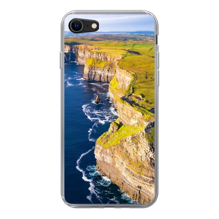 MuchoWow Handyhülle Die Cliffs of Moher an der Westküste Irlands Handyhülle Apple iPhone 8 Smartphone-Bumper Print Handy Schutzhülle