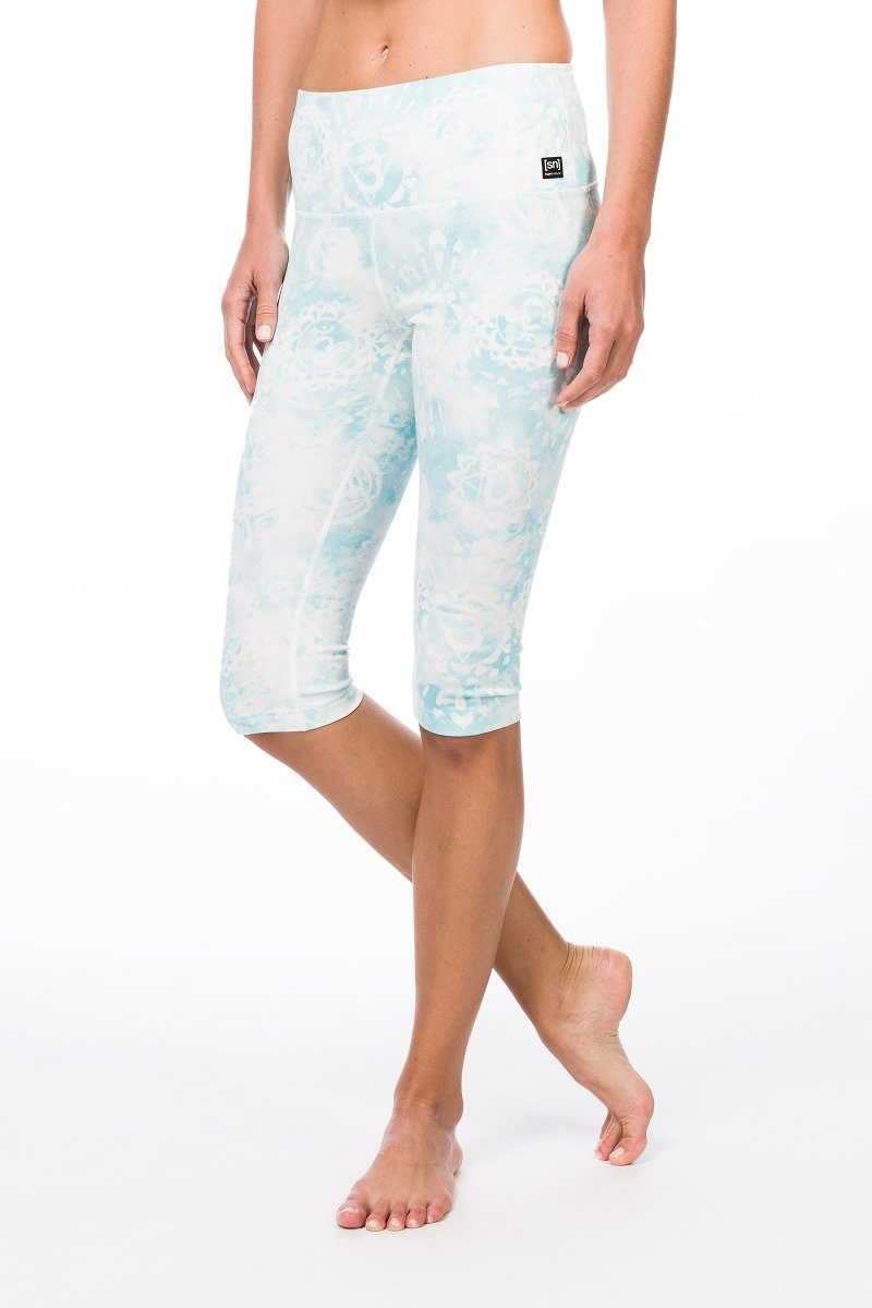 SUPER.NATURAL Funktionstights Merino Tight W SUPER 3/4 TIGHTS PRINTED optimaler Merino-Materialmix