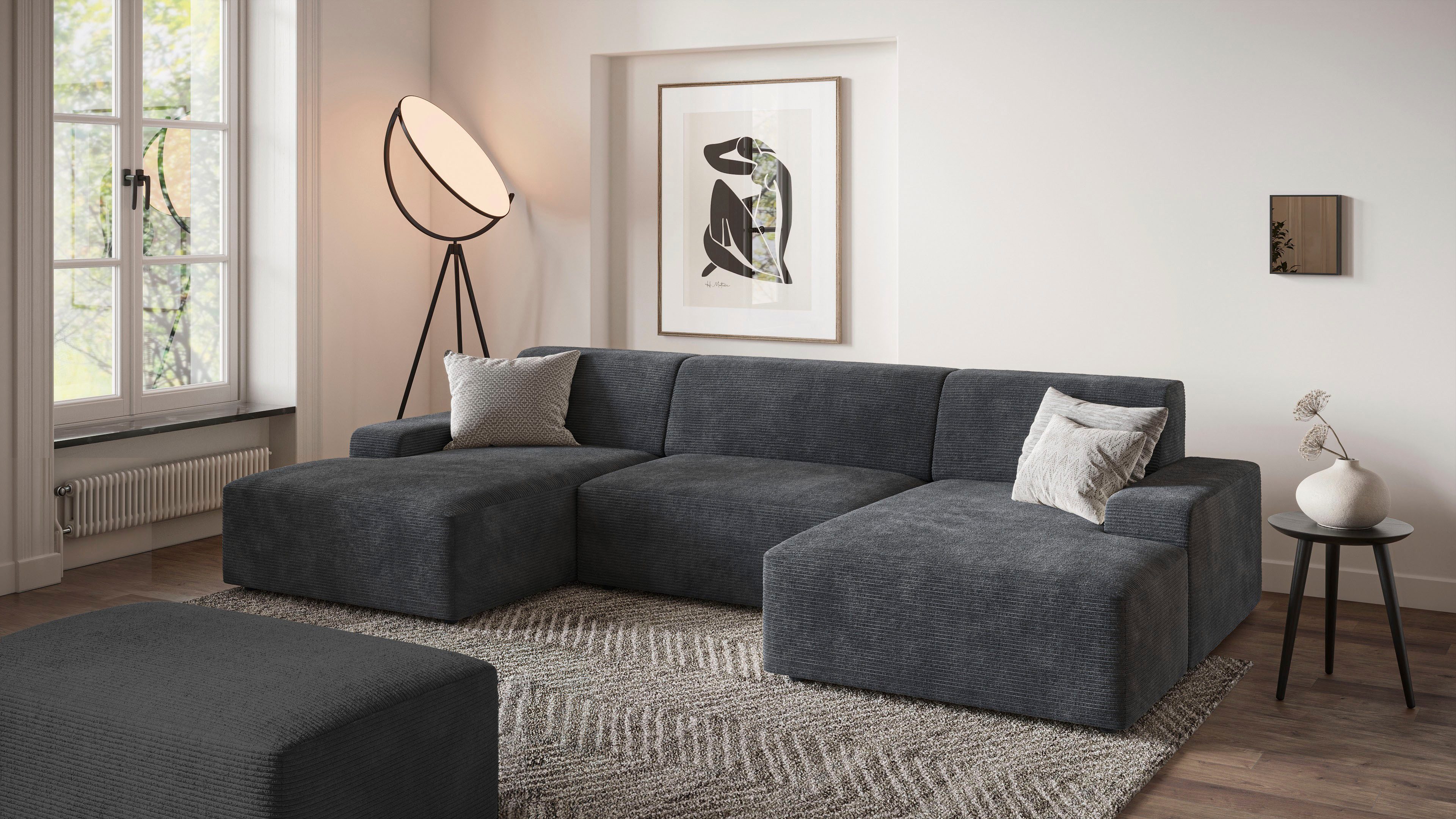 TRENDMANUFAKTUR Hocker Wien, XXL Polsterhocker, passende Ergänzung zur Serie, in trendigem Cordstoff, großzüge Breite von 112 cm