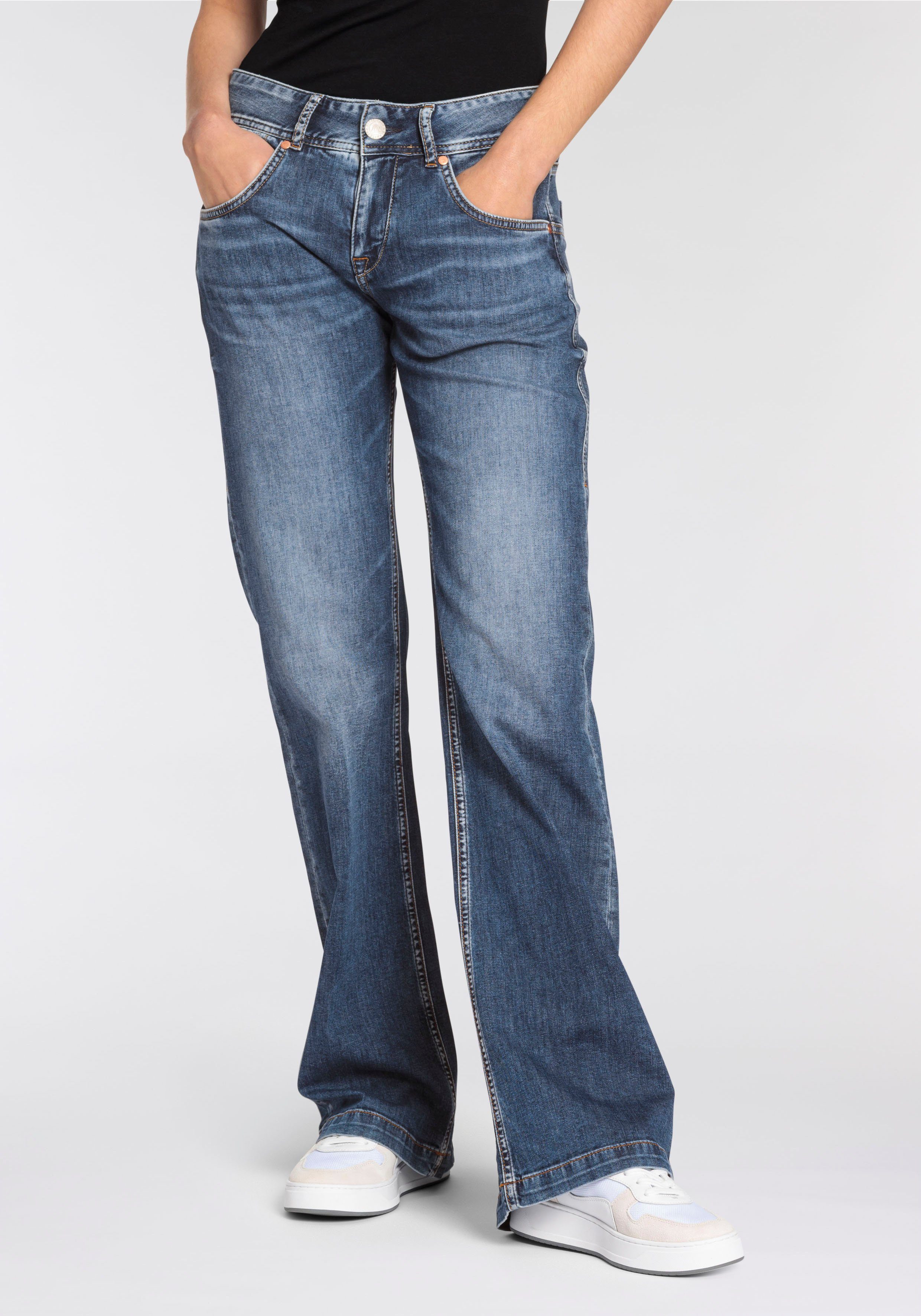 Trendyol Herren Hoher Bund Bootcut & Flared Jeans, Blue, 34 da