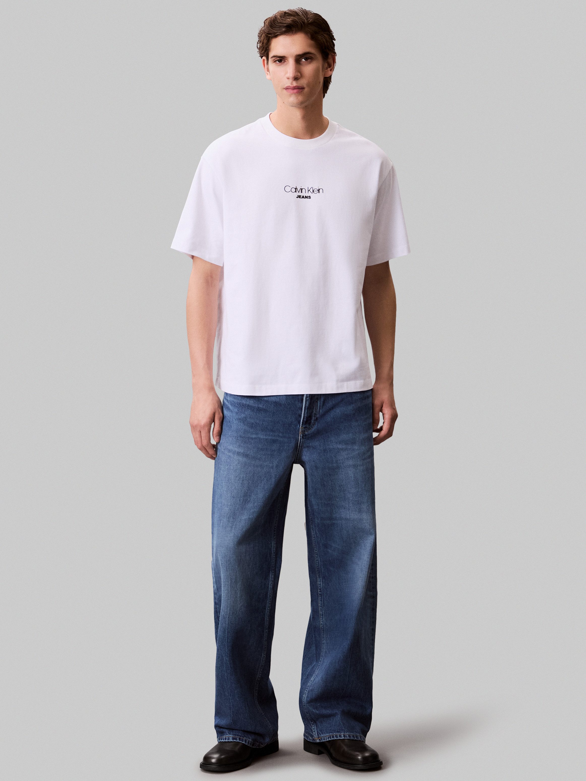 Calvin Klein Jeans T-Shirt Relaxed Fit, Rundhalsausschnitt, Logoprint – Bild 5 von 5