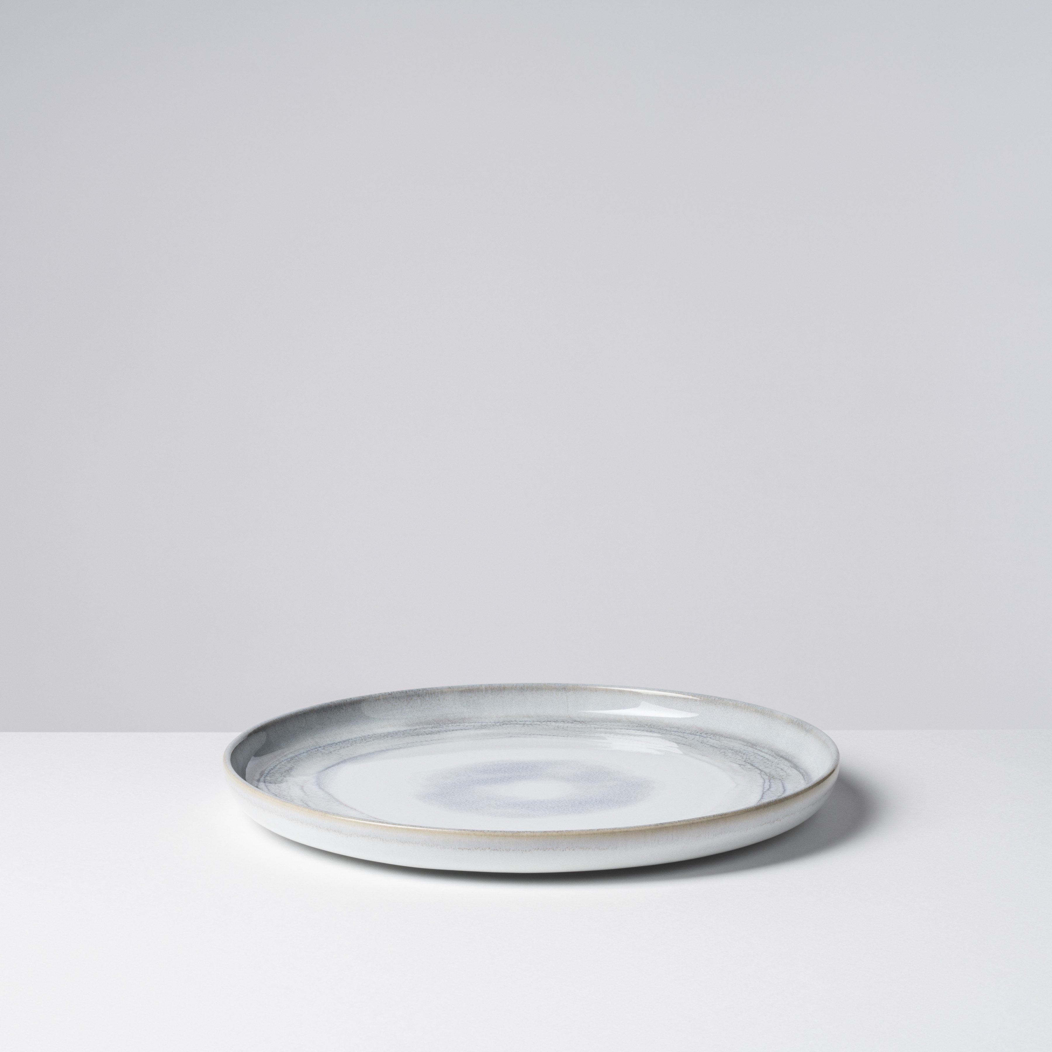 Gipfelstück Tafelservice Teller Set, Geschirr-Set, Service Tiefer See (12-tlg), 4 Personen, Steinzeug, Scandi-Style, jedes Stück ein Unikat, 12 Teile, für 4 Personen