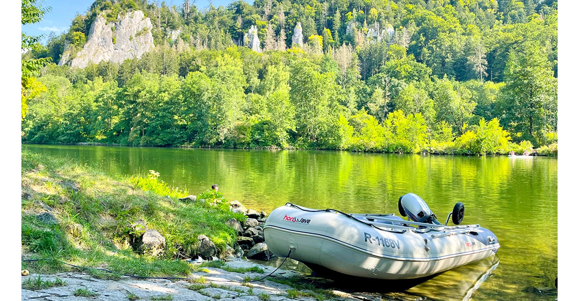 Jochen Schweizer Erlebnisgutschein Motorboot mieten Altmühltal, Steuere dein Abenteuer durchs Altmühltal!