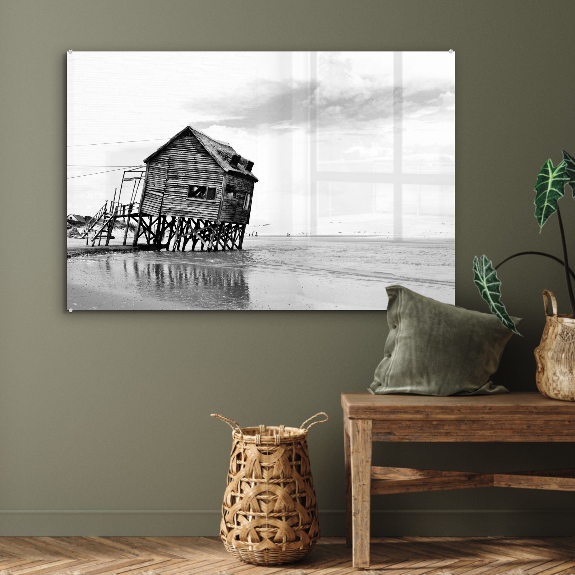 MuchoWow Acrylglasbild Verlassene Strand Wohnzimmer & schwarz Hütte - (1 Schlafzimmer St), und weiß, Acrylglasbilder am