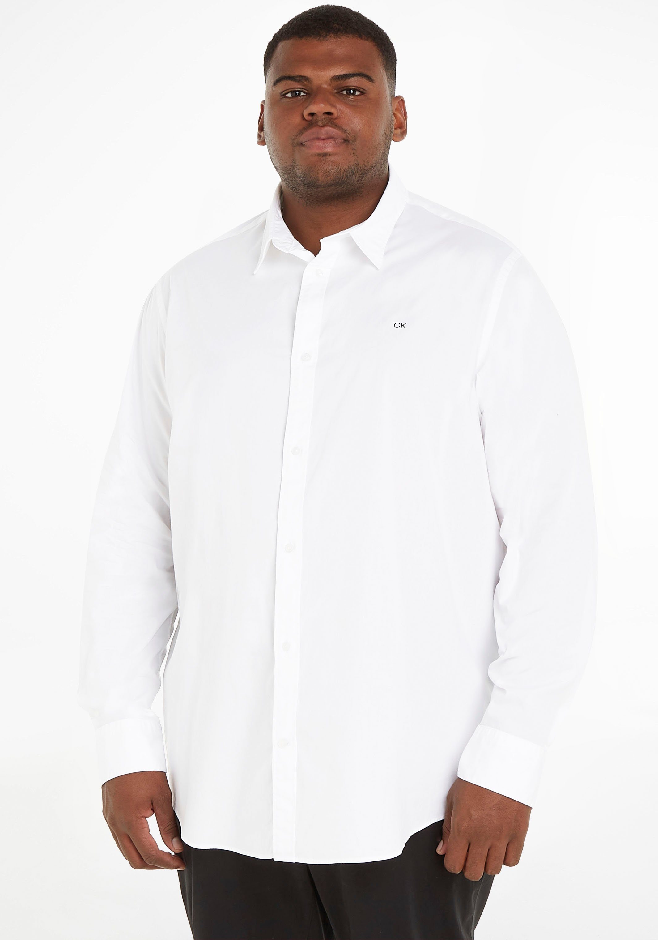 Calvin Klein Big&Tall Langarmhemd BT_STRETCH POPLIN SLIM SHIRT mit  durchgehender Knopfleiste, Mit Calvin Klein Markenlogo auf der Brust