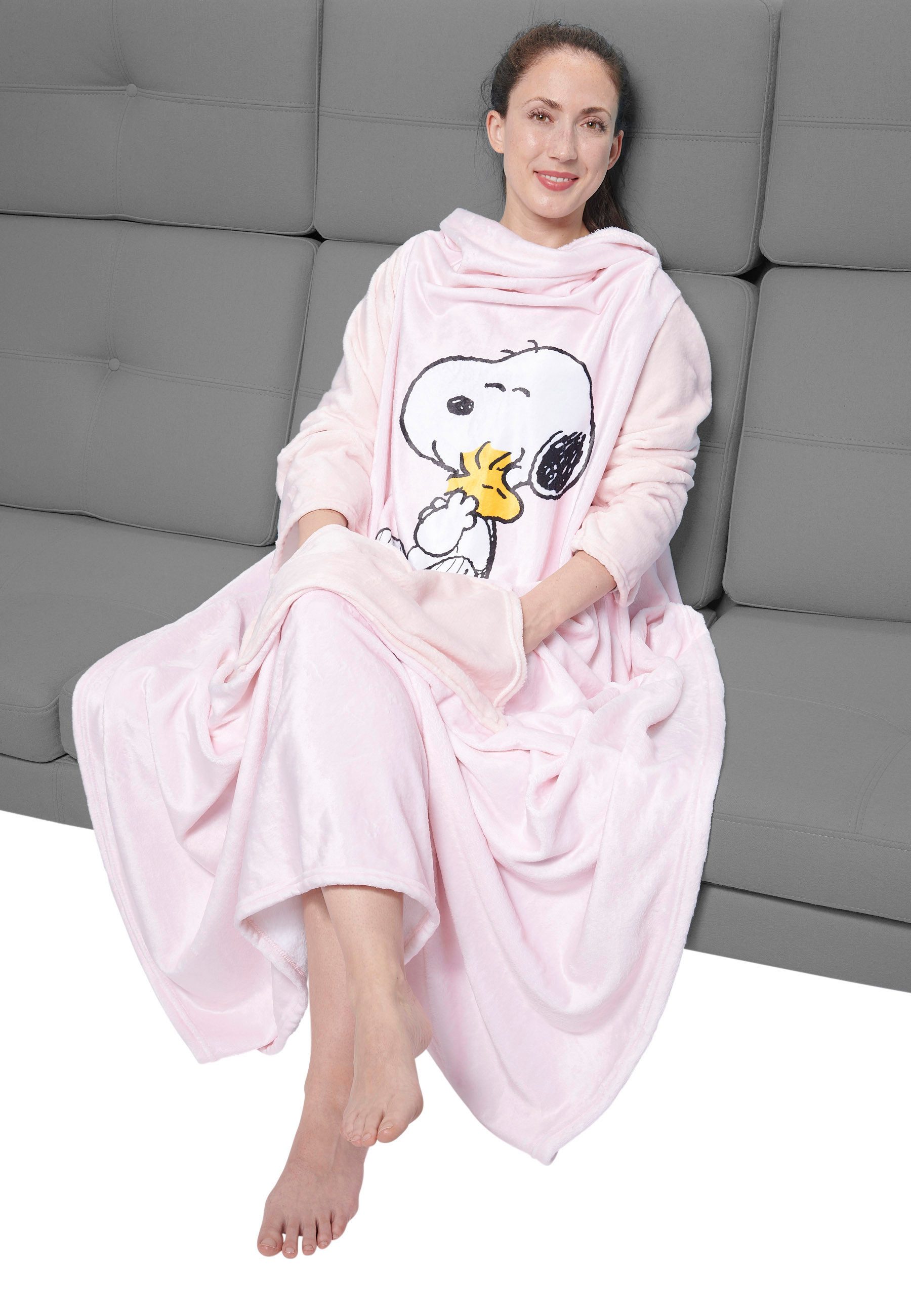 Wohndecke Peanuts Snoopy TV Decke mit Ärmeln Taschen Kuscheldecke 130 x 170 günstig online kaufen