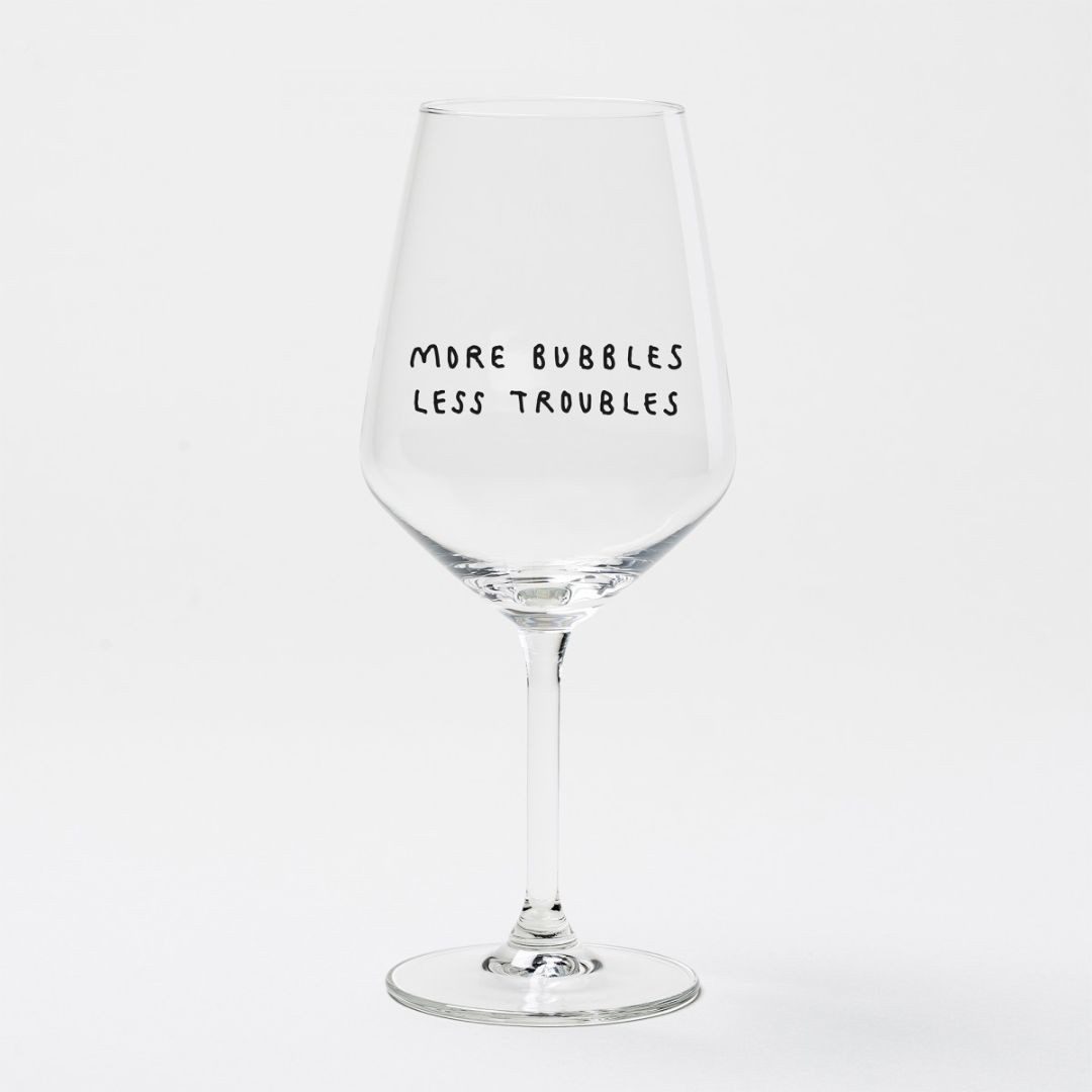 suebidou Weinglas Weinglas mit witzigem Statement humorvoll Design Glas, nachhaltig, kreativ, witziger Spruch