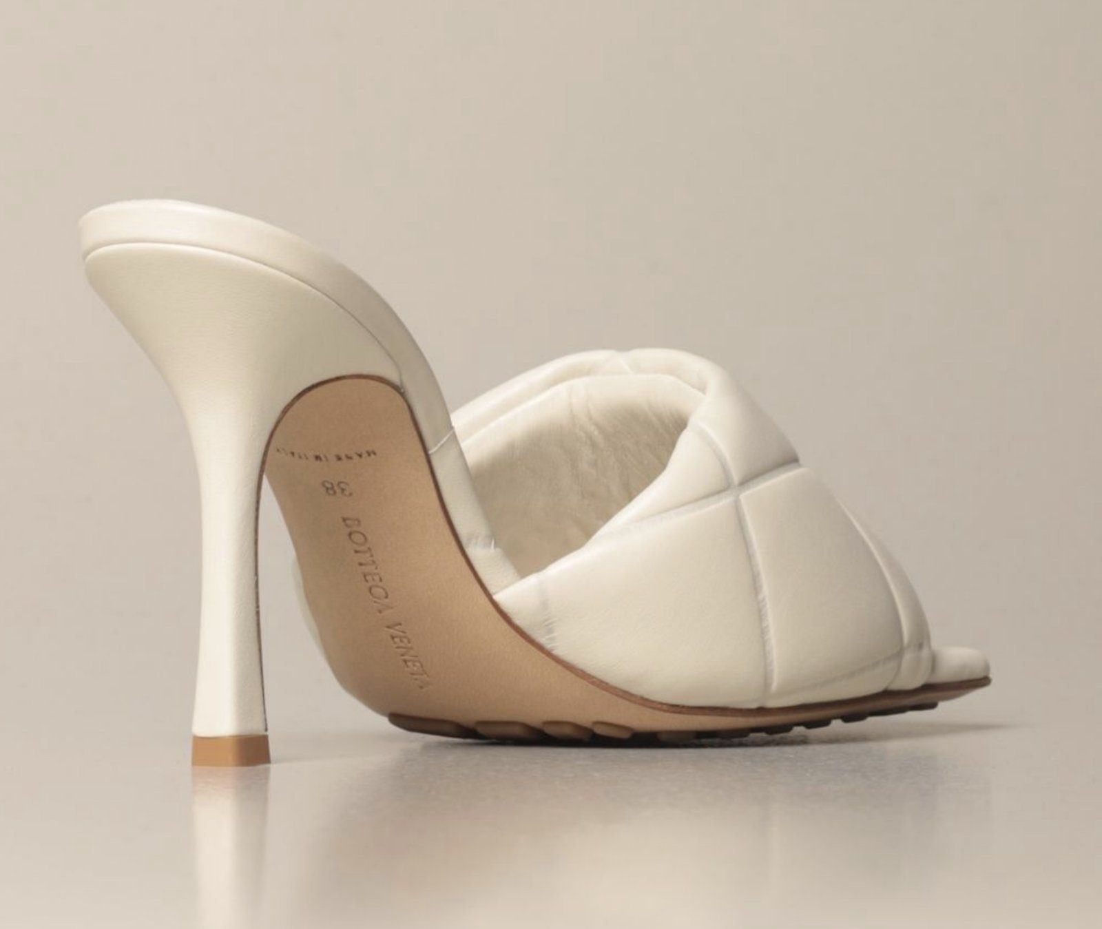 BOTTEGA VENETA Lido Padded Pantoletten Mules Sandalen High-Heel-Pumps