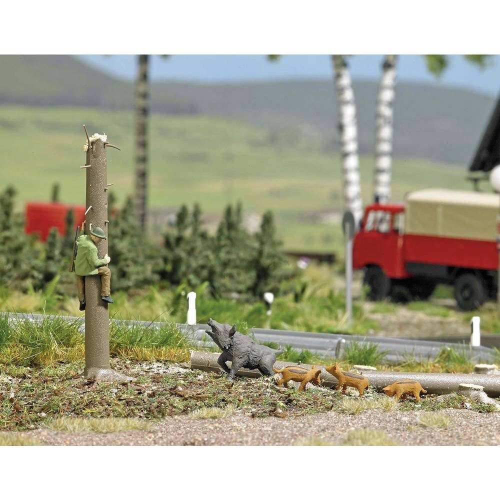 Busch Modelleisenbahn-Figur H0 Verfolgter Jäger 7958