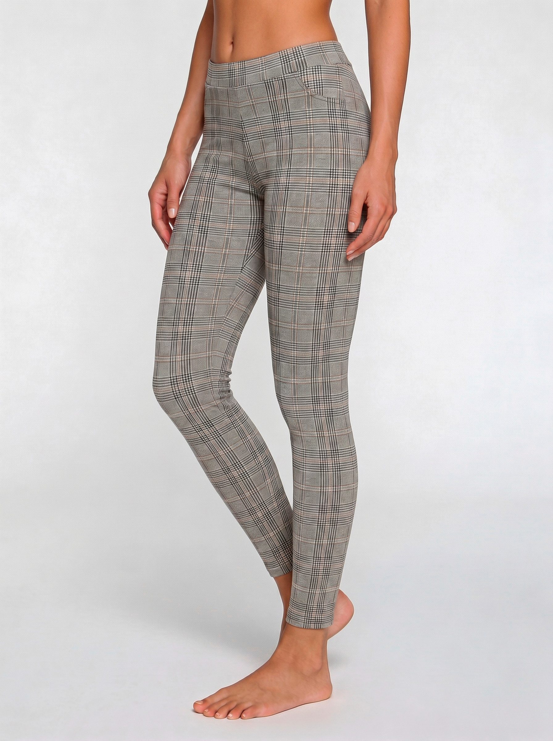 LASCANA Leggings Jeggings mit kleiner Biese vorne am Bein. € 49,99