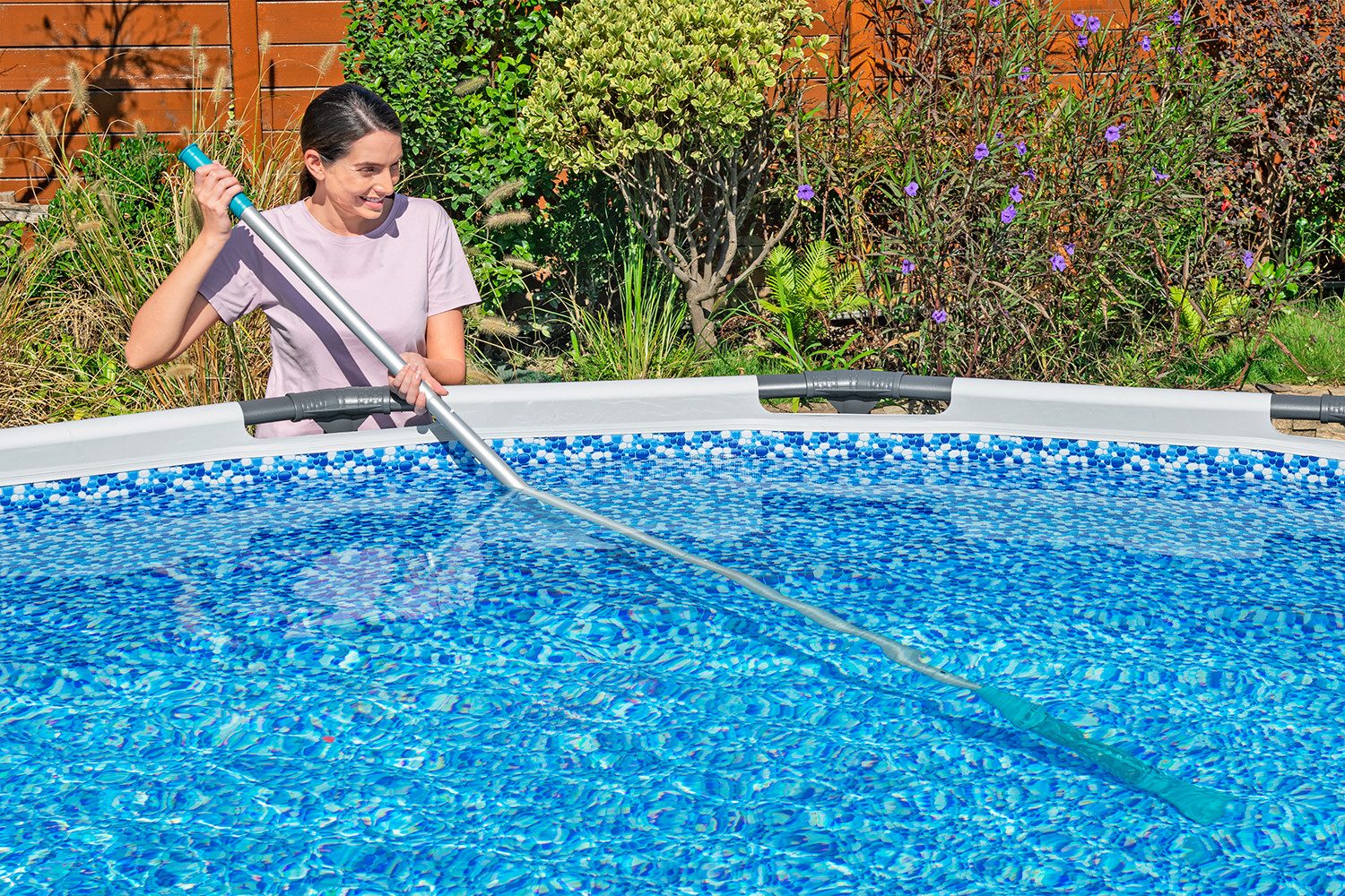 Bestway Poolbodensauger AquaSurge™, (Set, 3-St., Inkl. Kescher und Poolbürste), für Poolgrößen bis 610 cm